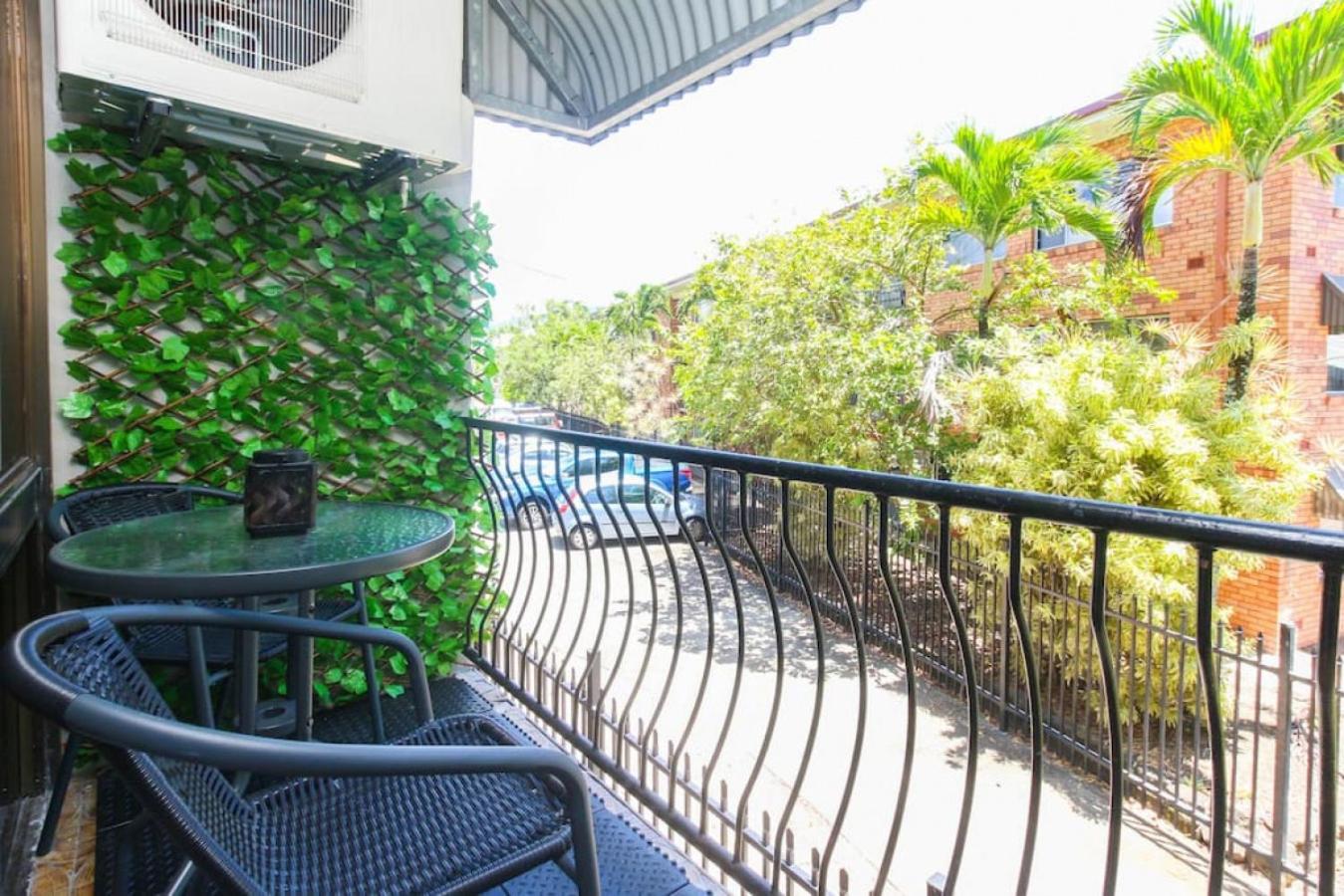 Modern Apartment Close to the City Centre 16