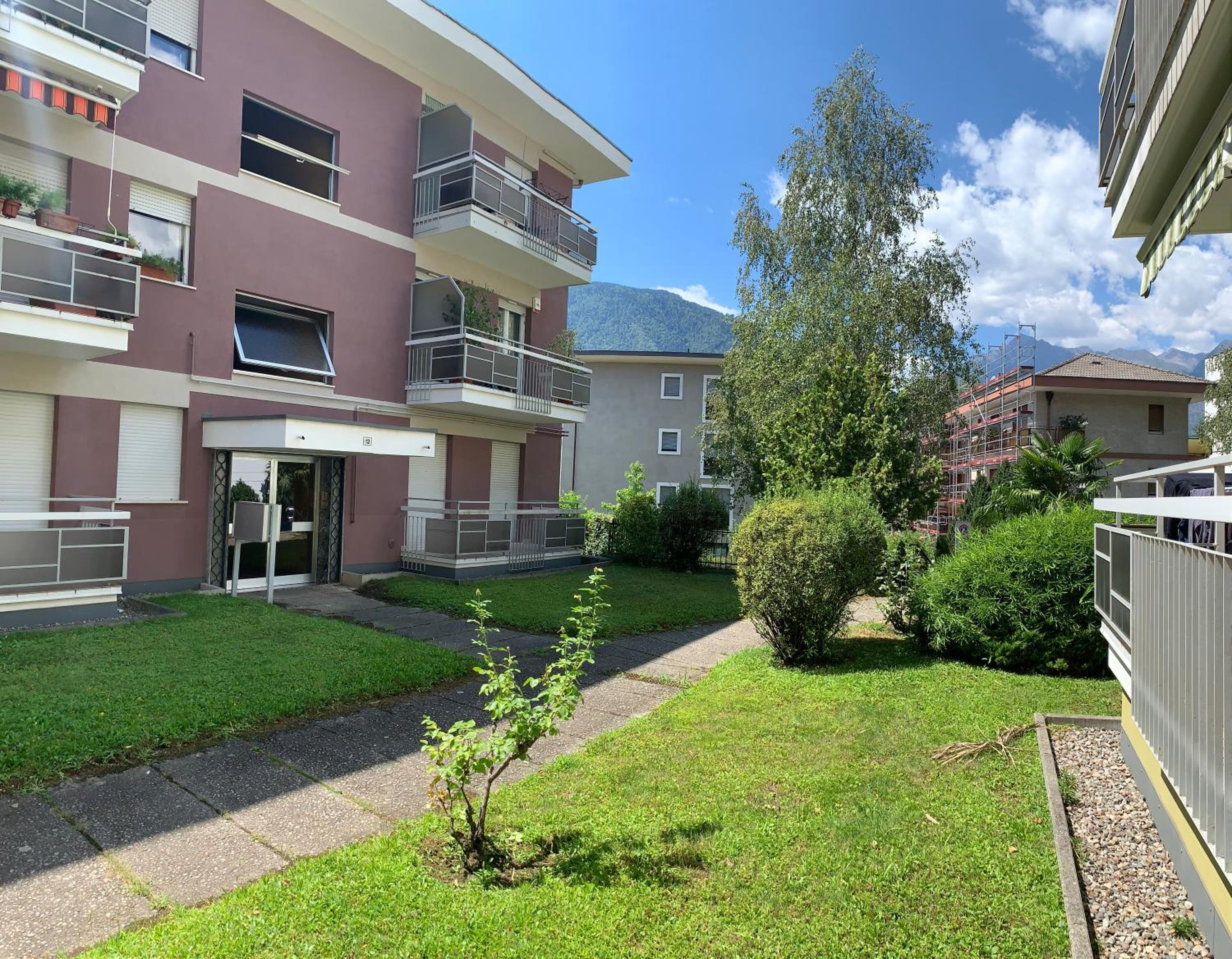Neu, zentral, sonnig, Garage inklusive view 4
