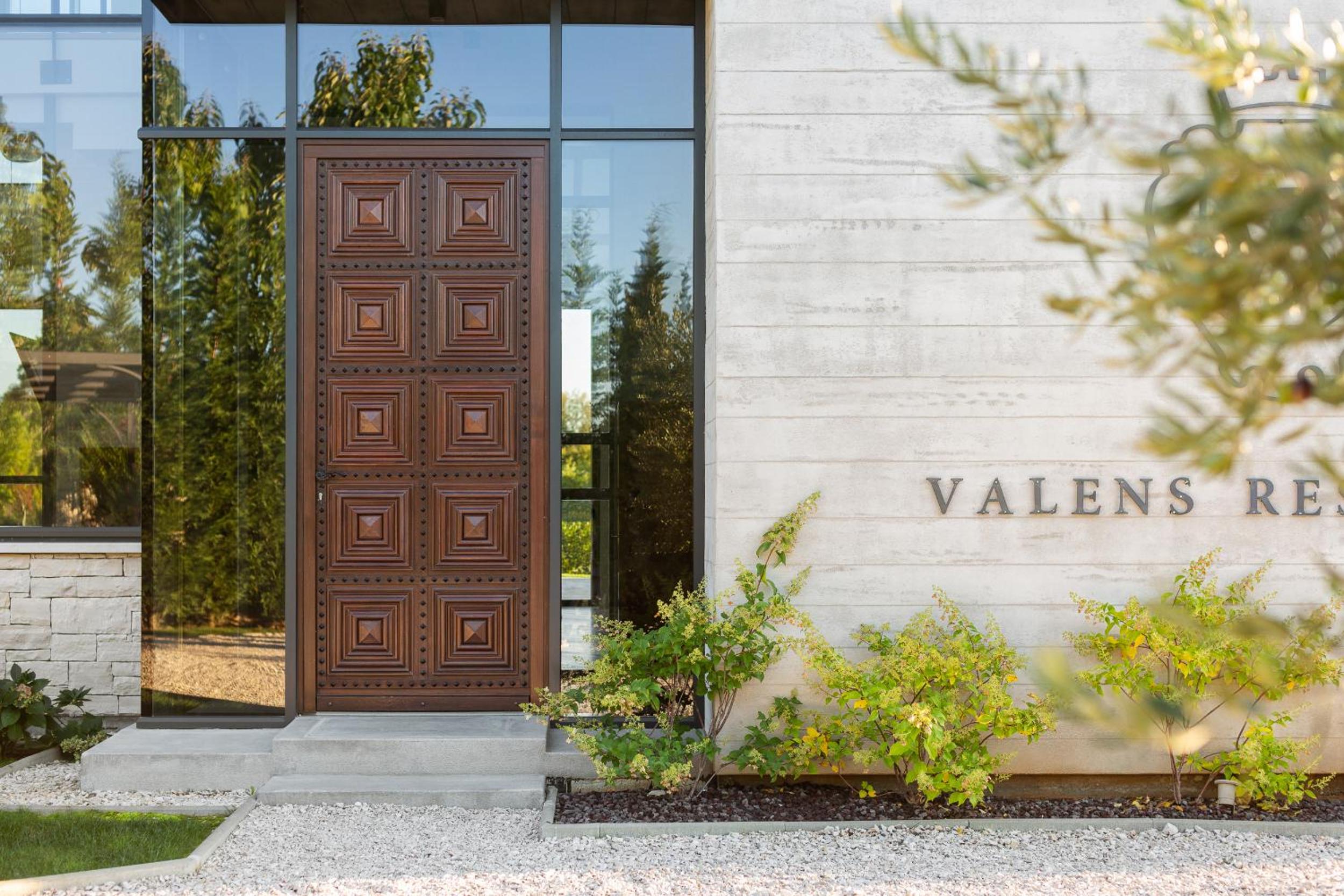 Valens Residence