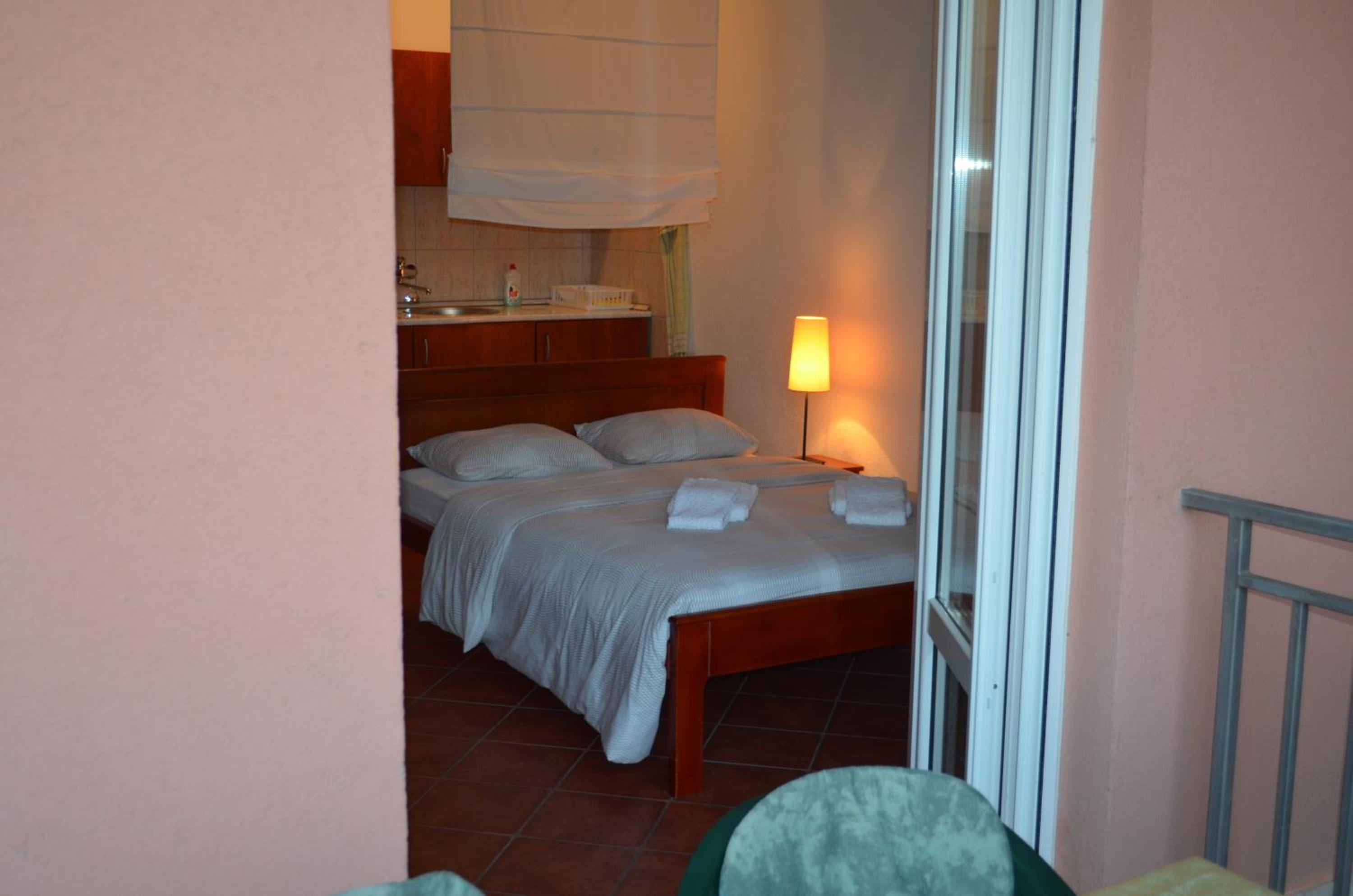 Calma Vista Apartments