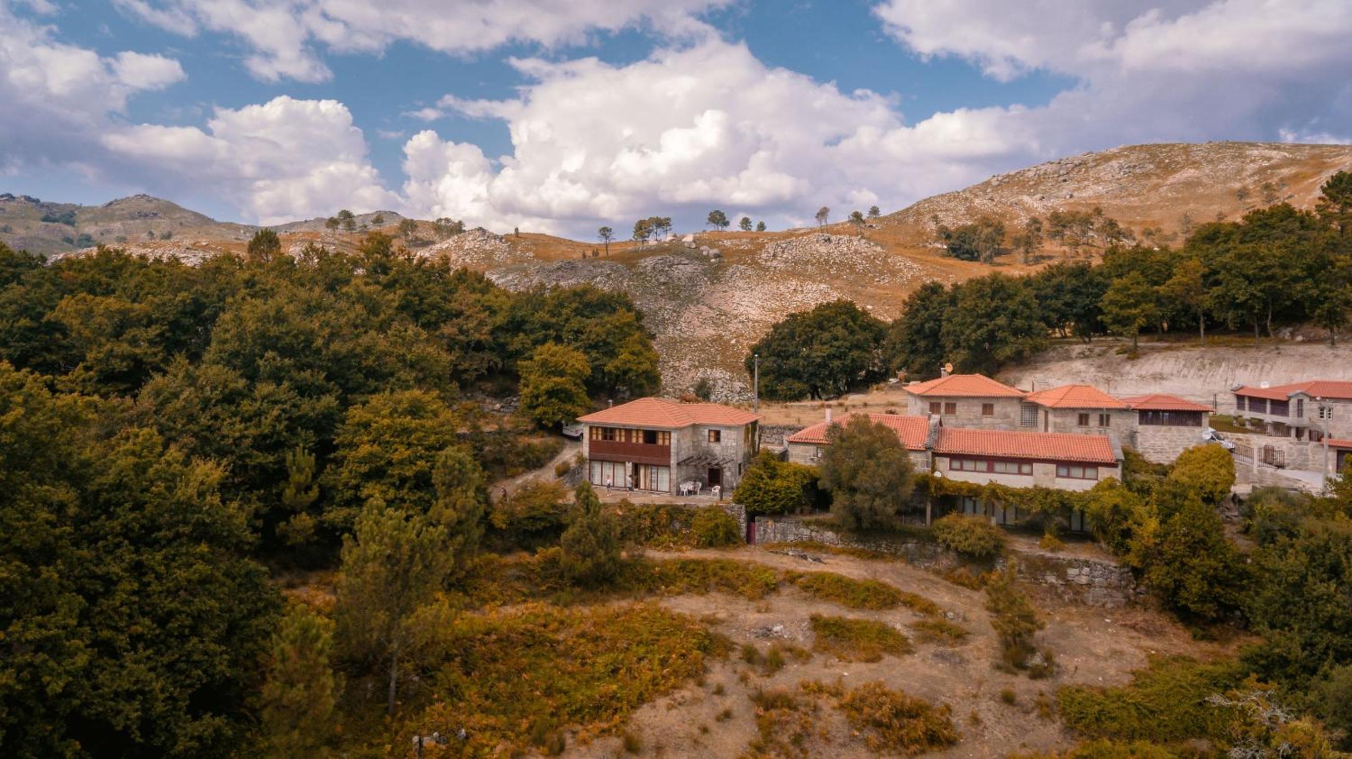 Casa dos Peliteiros view 2