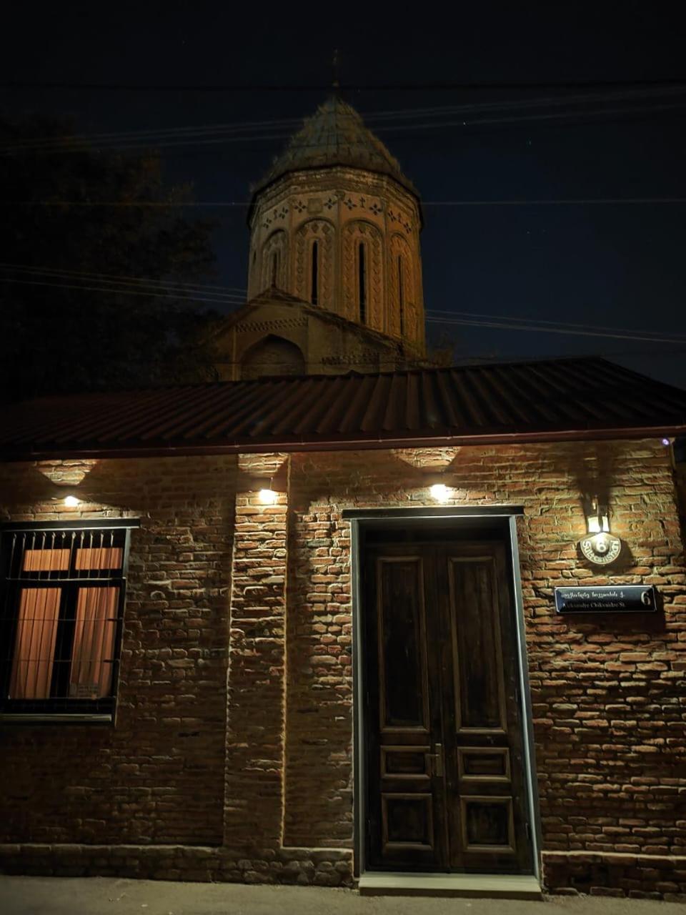 Photo 6