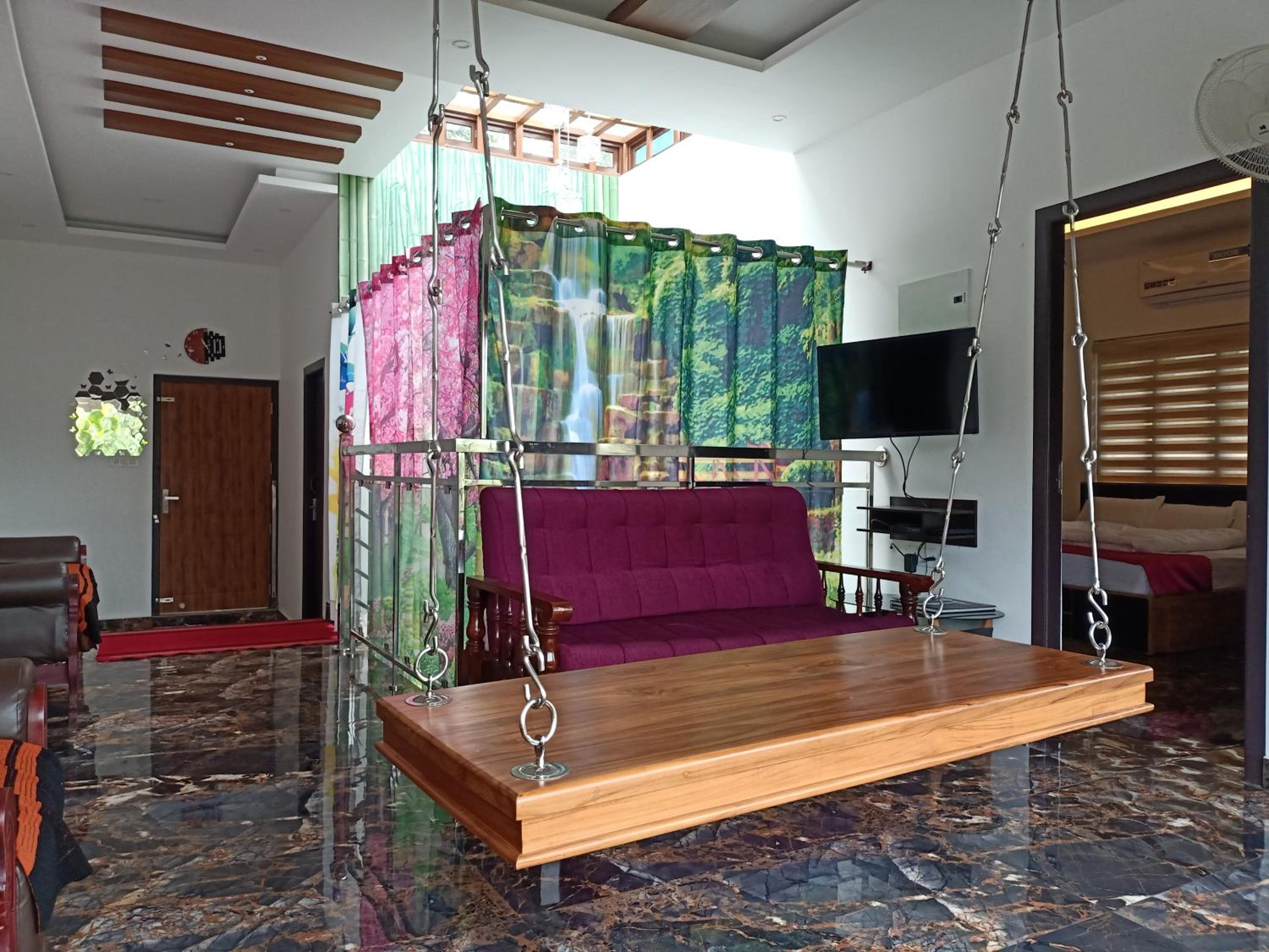 Divine View Holyday Home (Homestay)