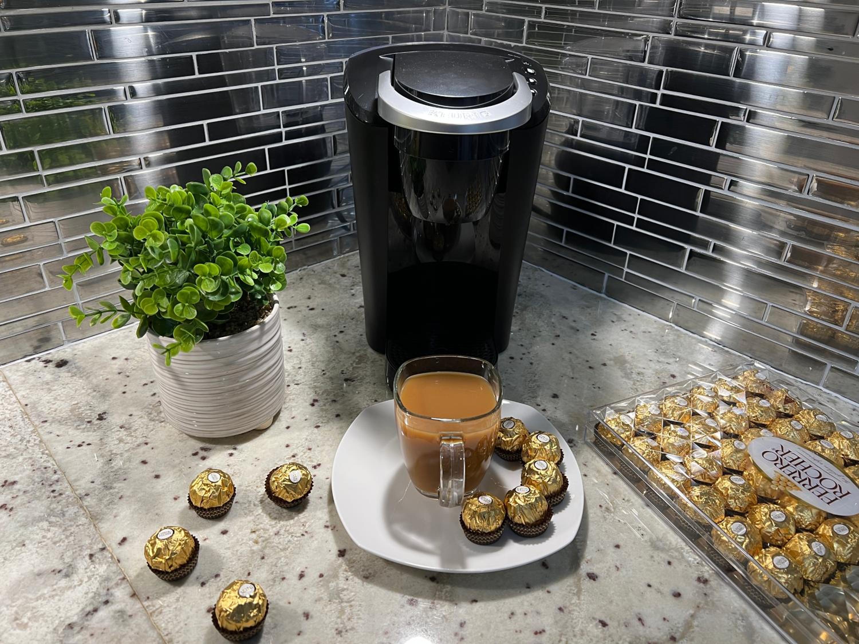 Toronto Vacations - Chic, Spacious Home You'll Love - Property Image 5