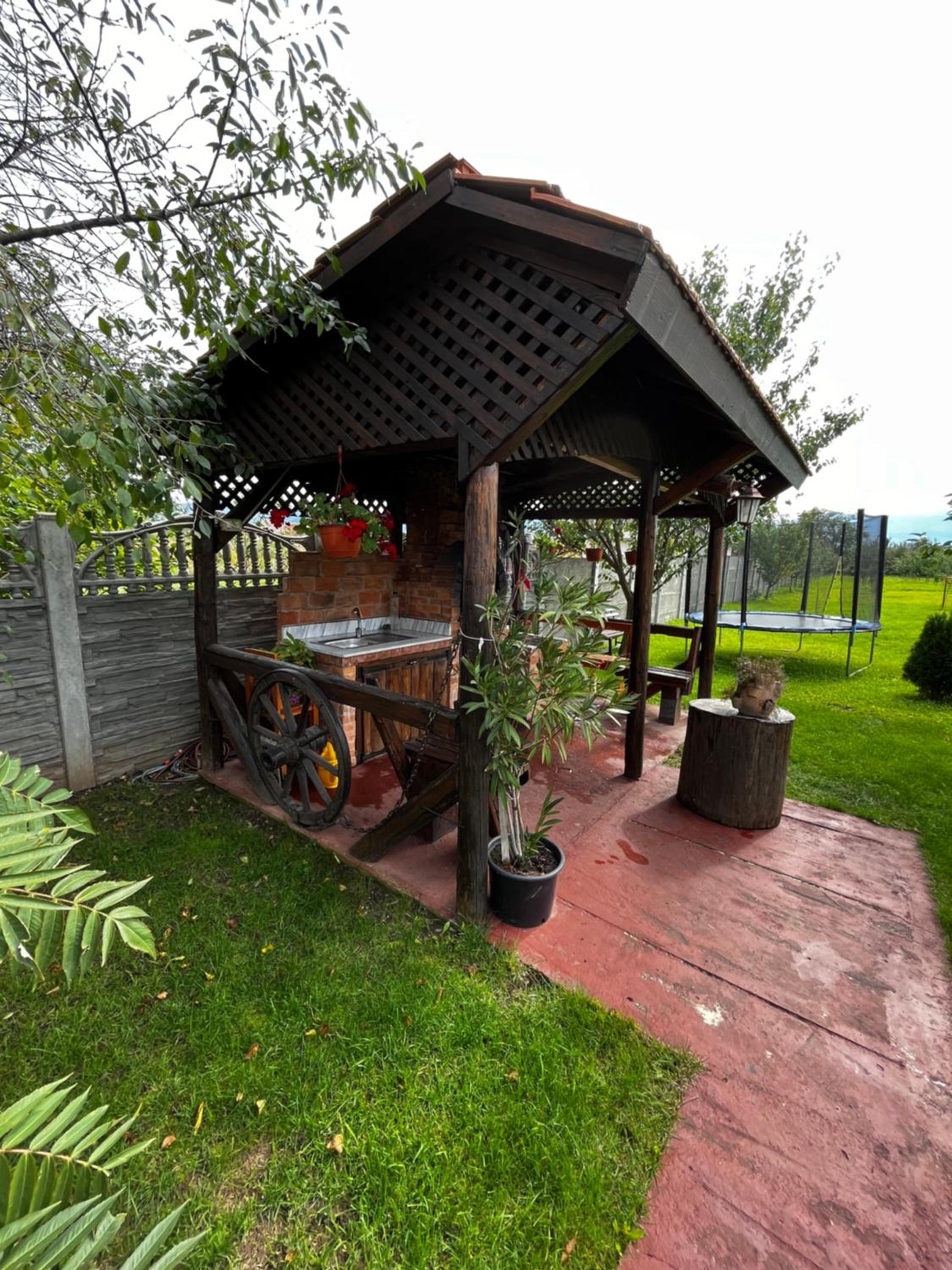 Photo 41