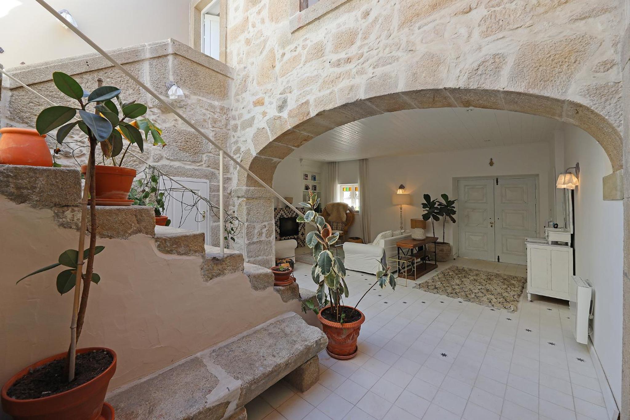 FLH Gaia Quinta de Sá - Country House
