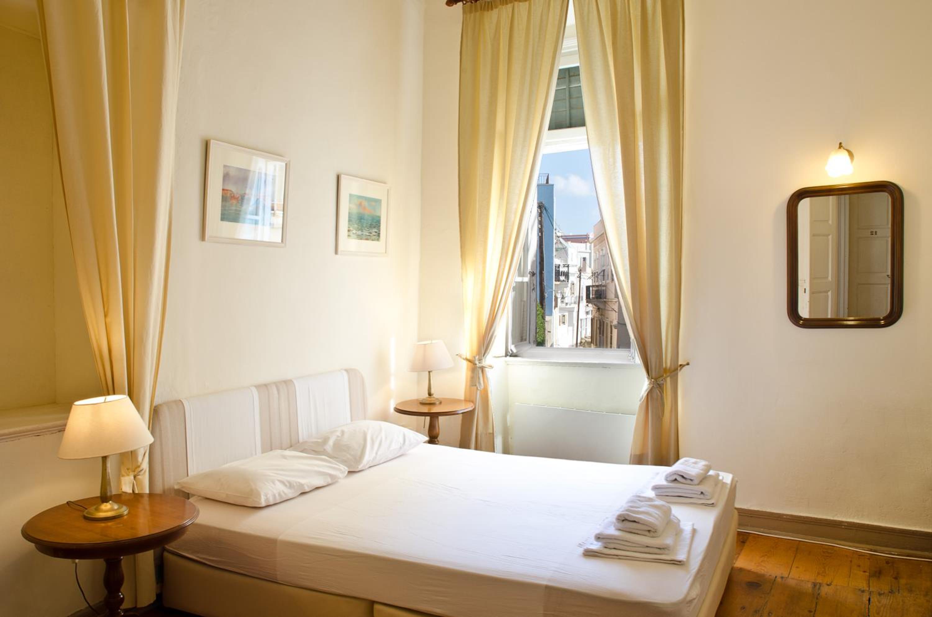 Hotel Omiros