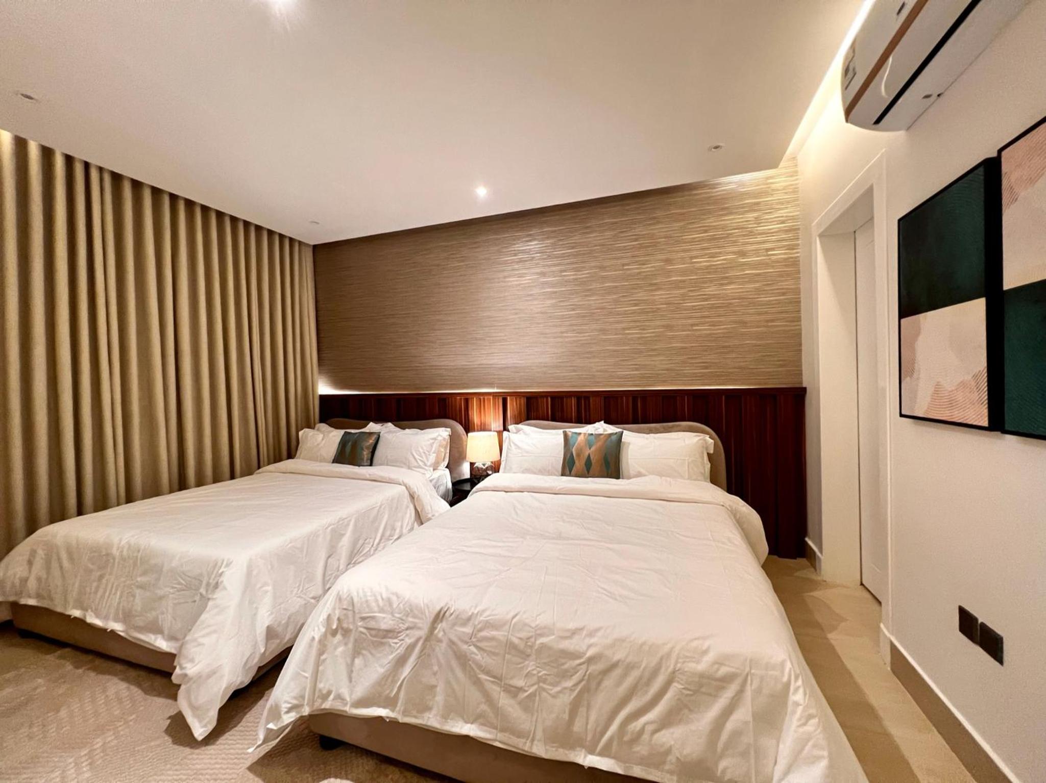 Simplistic Living by WORTH