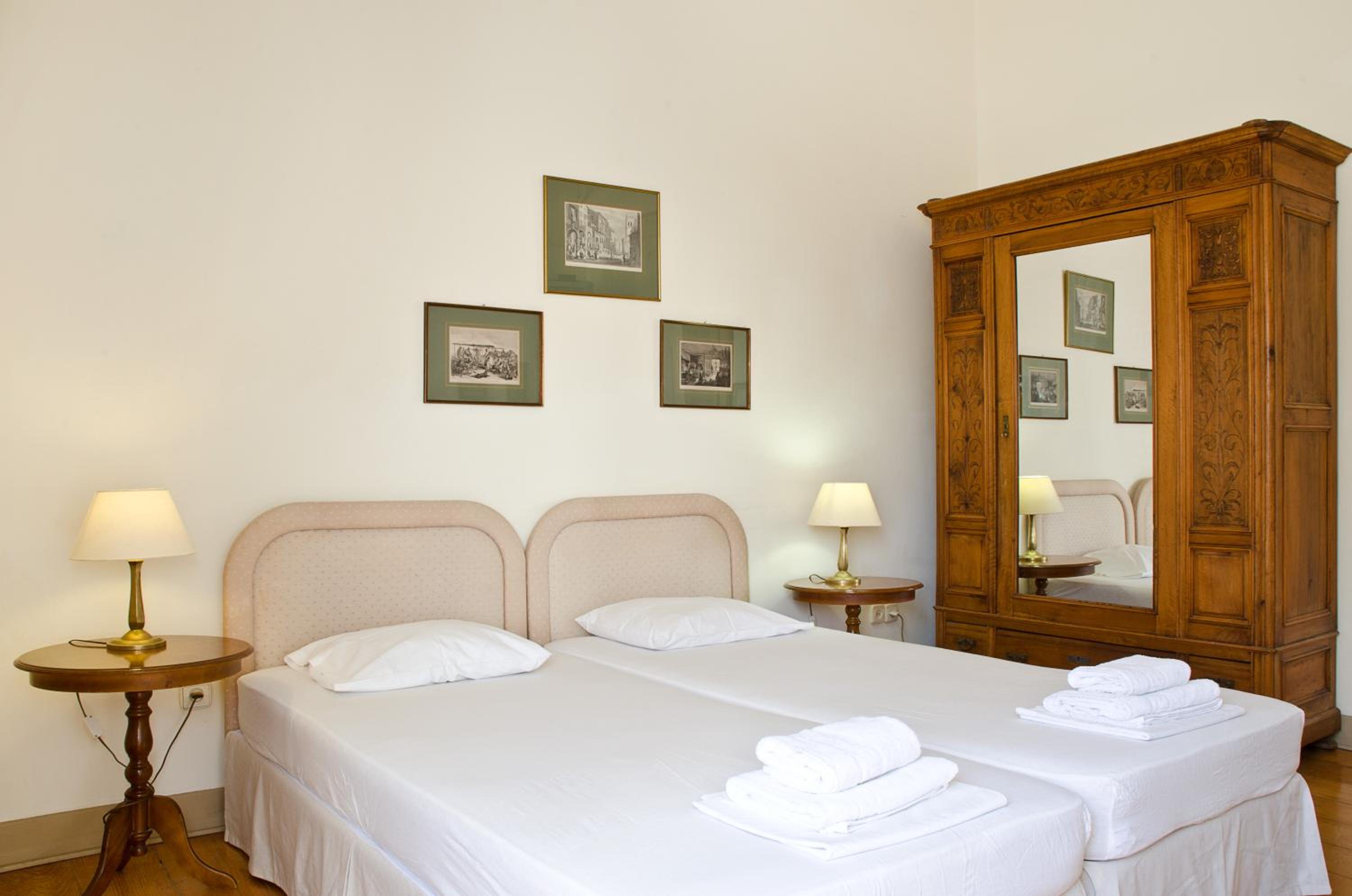 Hotel Omiros