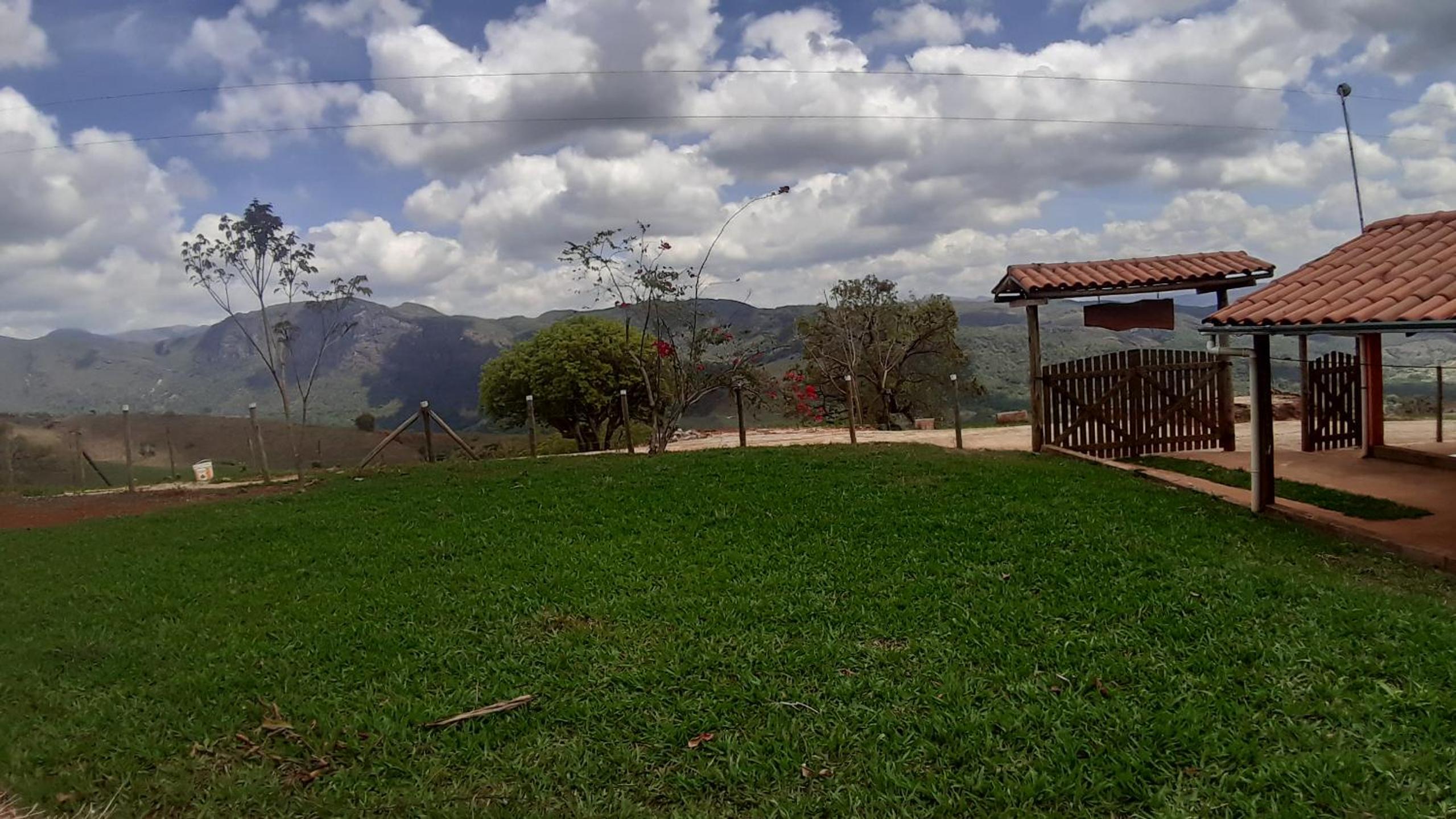 Sítio, Casa grande, bem espaçosa, em Itambe do Mato Dentro, Cabeça de Boi
