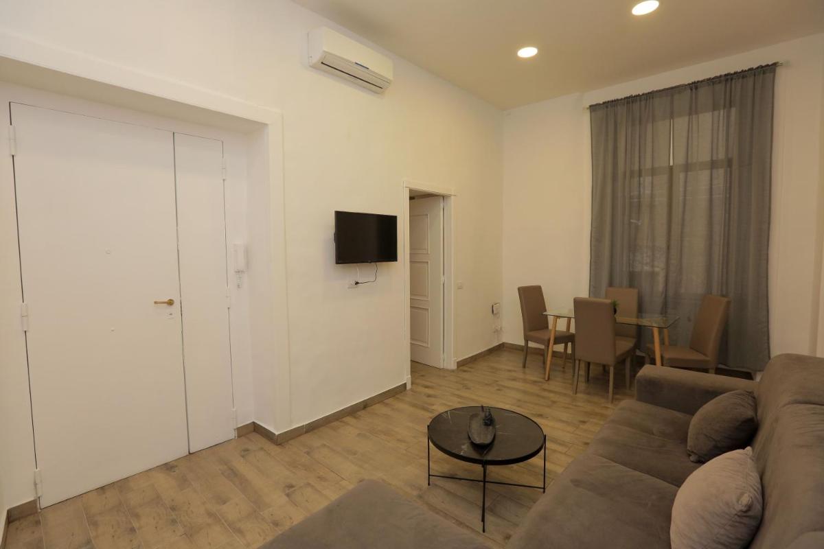PLATEIA APARTMENT