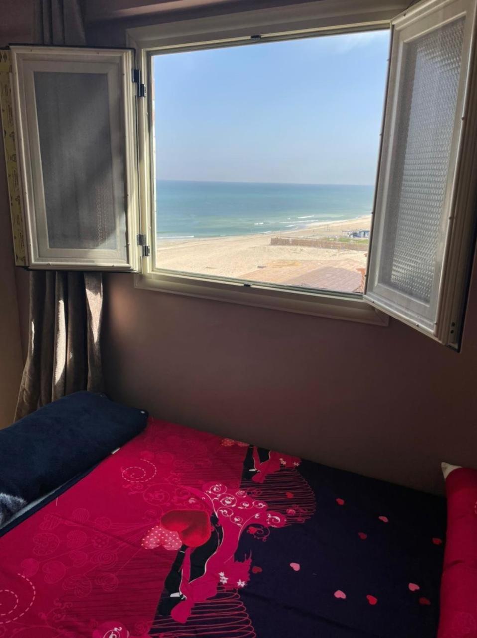 Alzohour Family condo with panoramic sea view