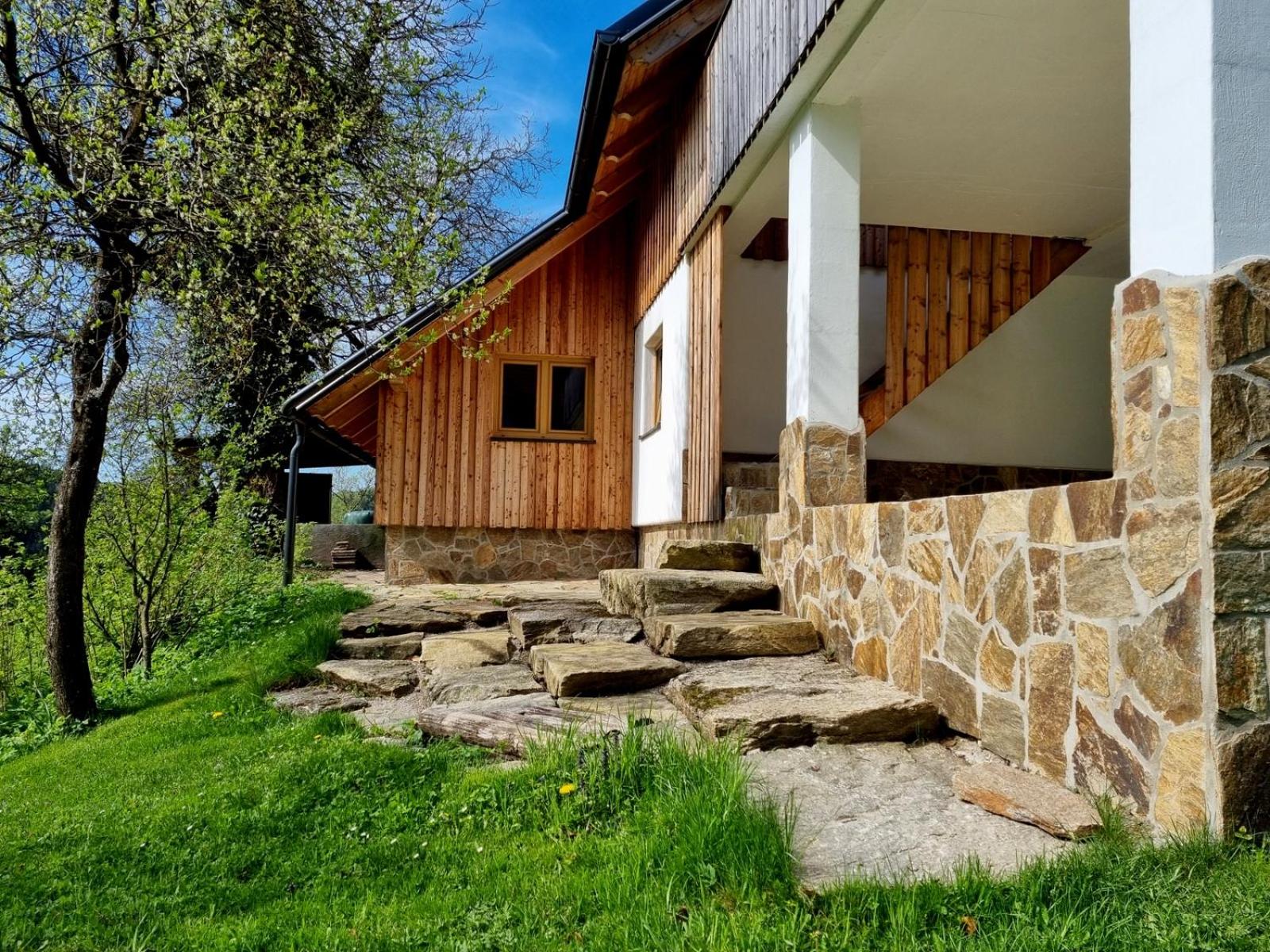 Apartma1 pri Adamu