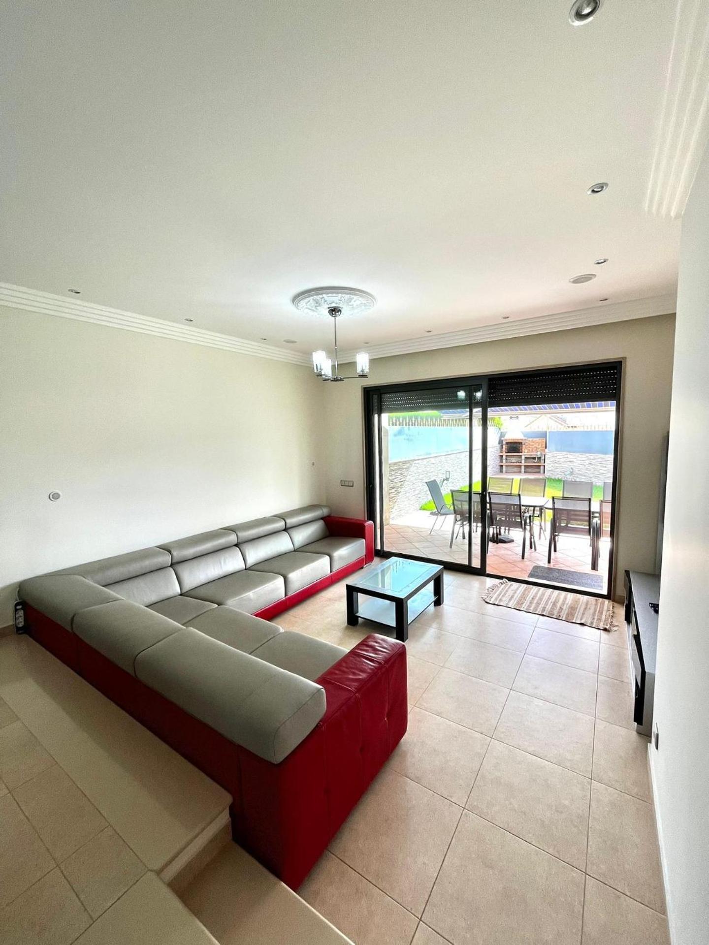 Funtastic Villa With Pool, photo 15
