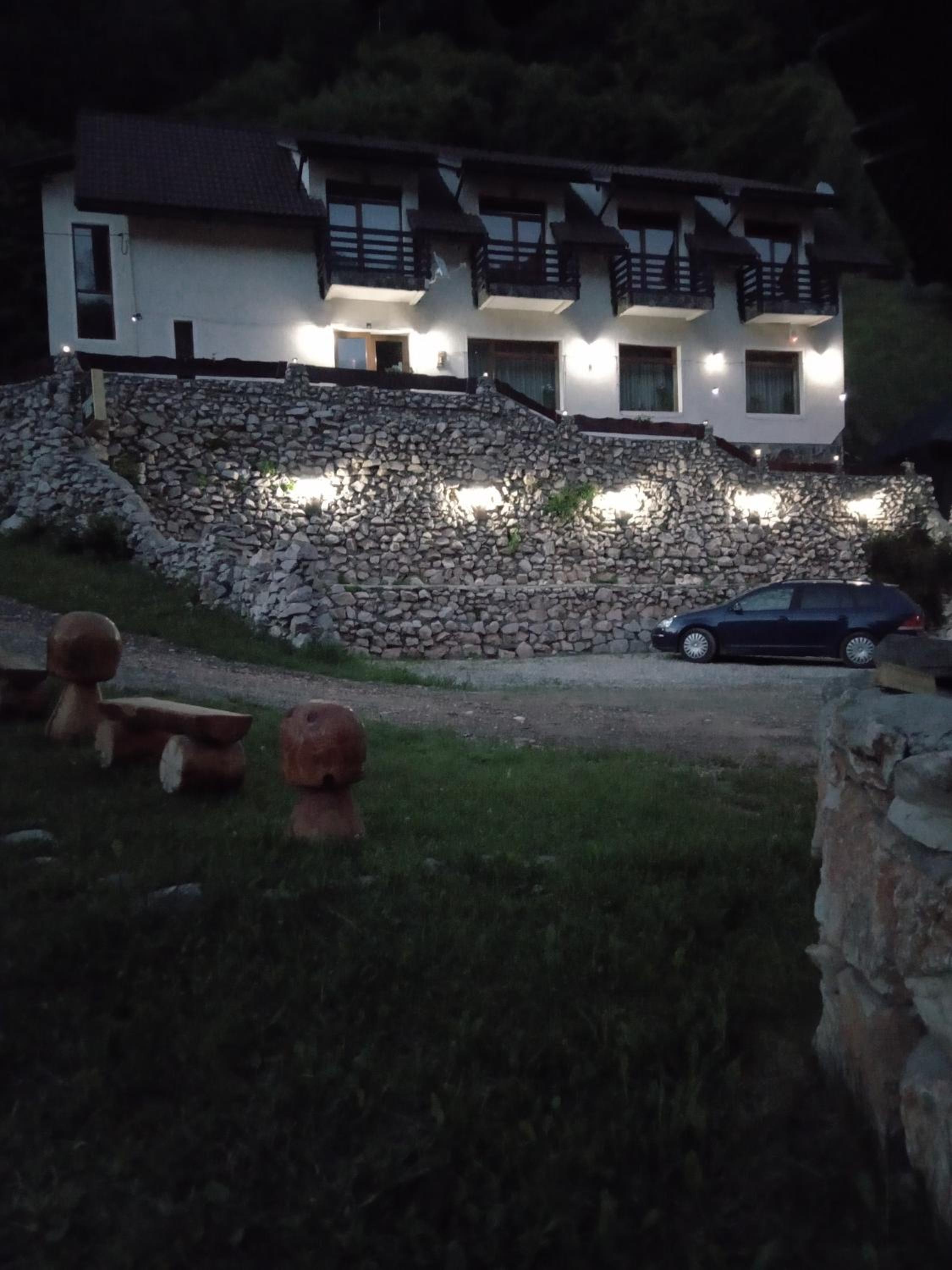 Valea lui Bogdan view 3