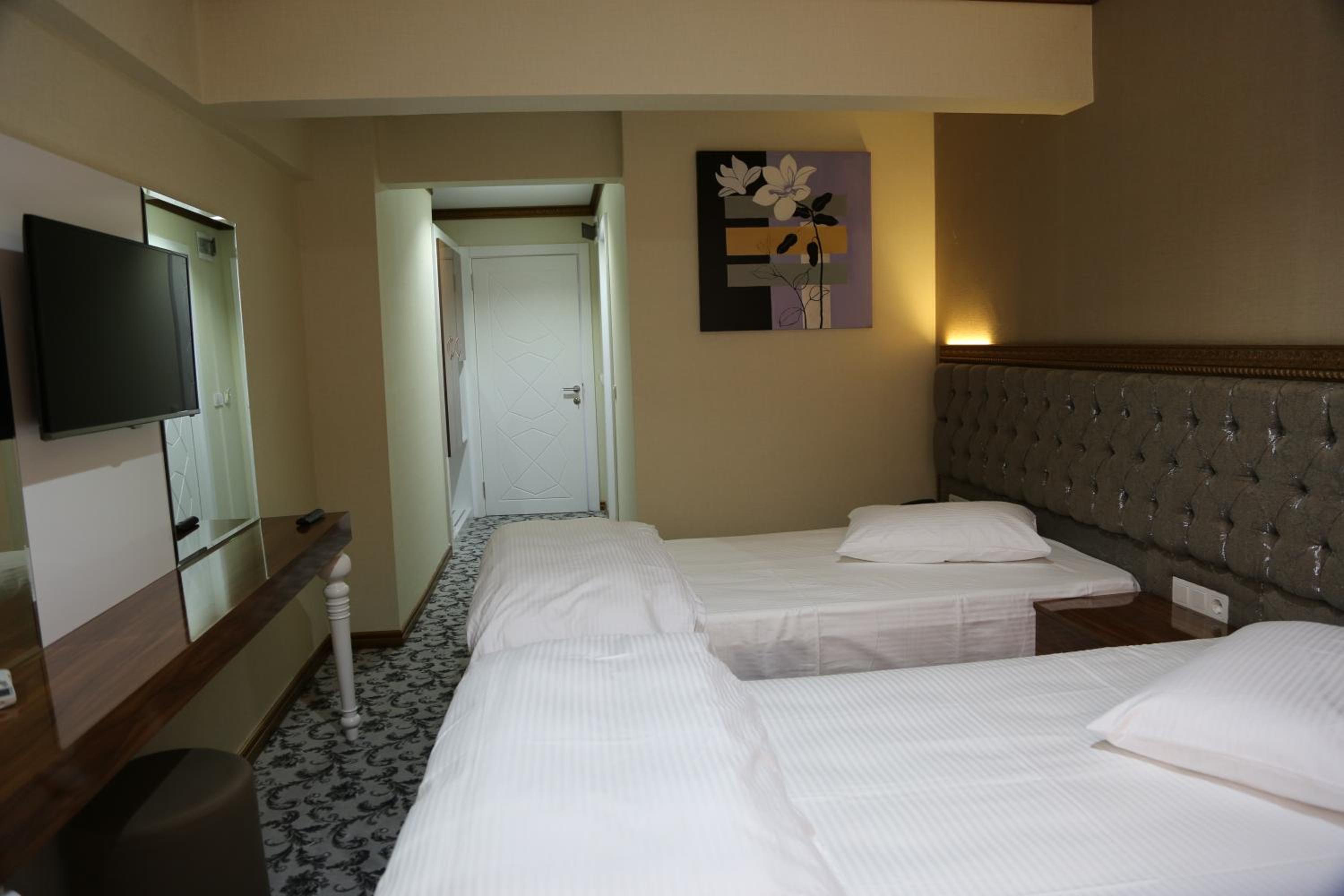 Grand Sera Hotel - Image 23