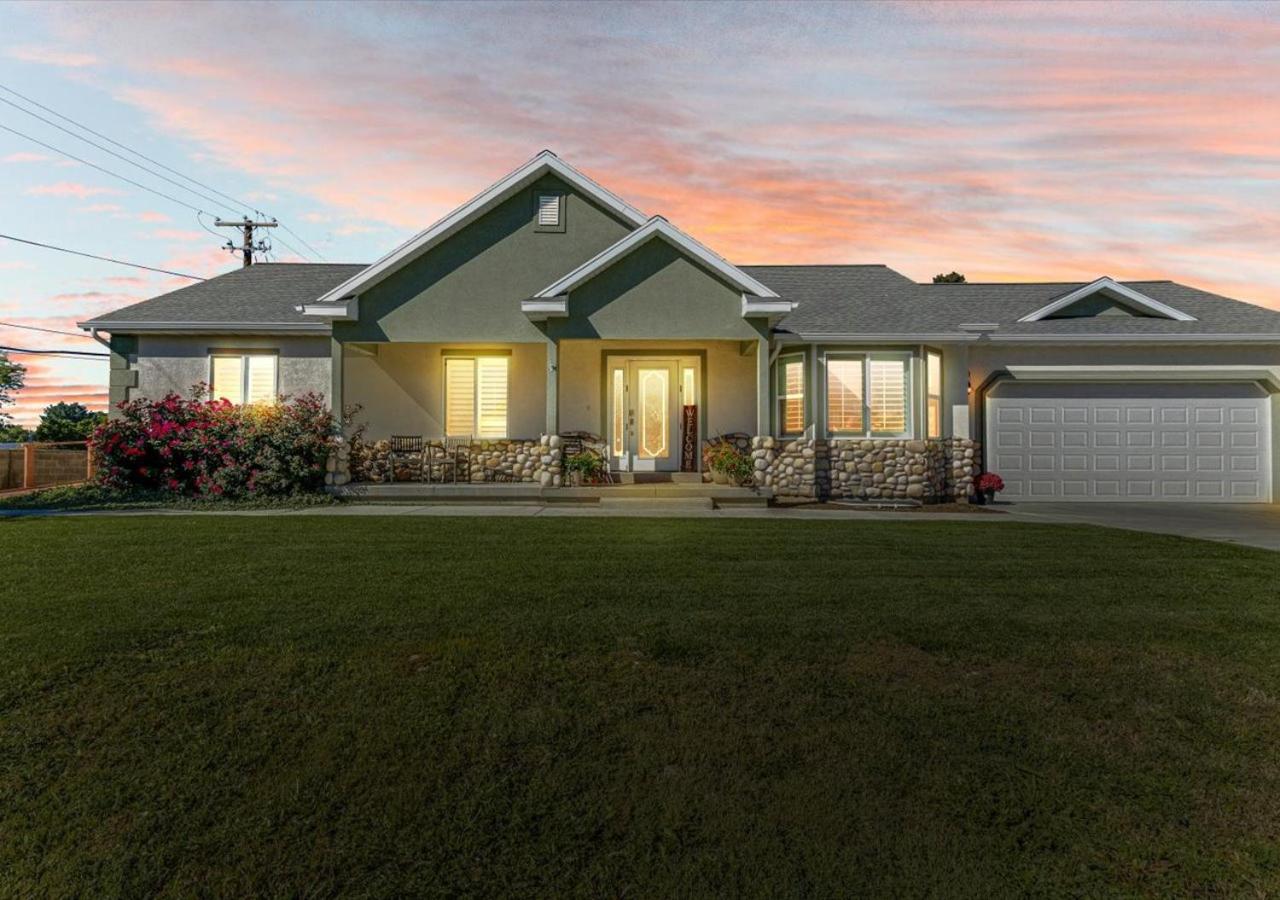 Play & Gather in Luxury,Pets too! Close to it Everything! view 5