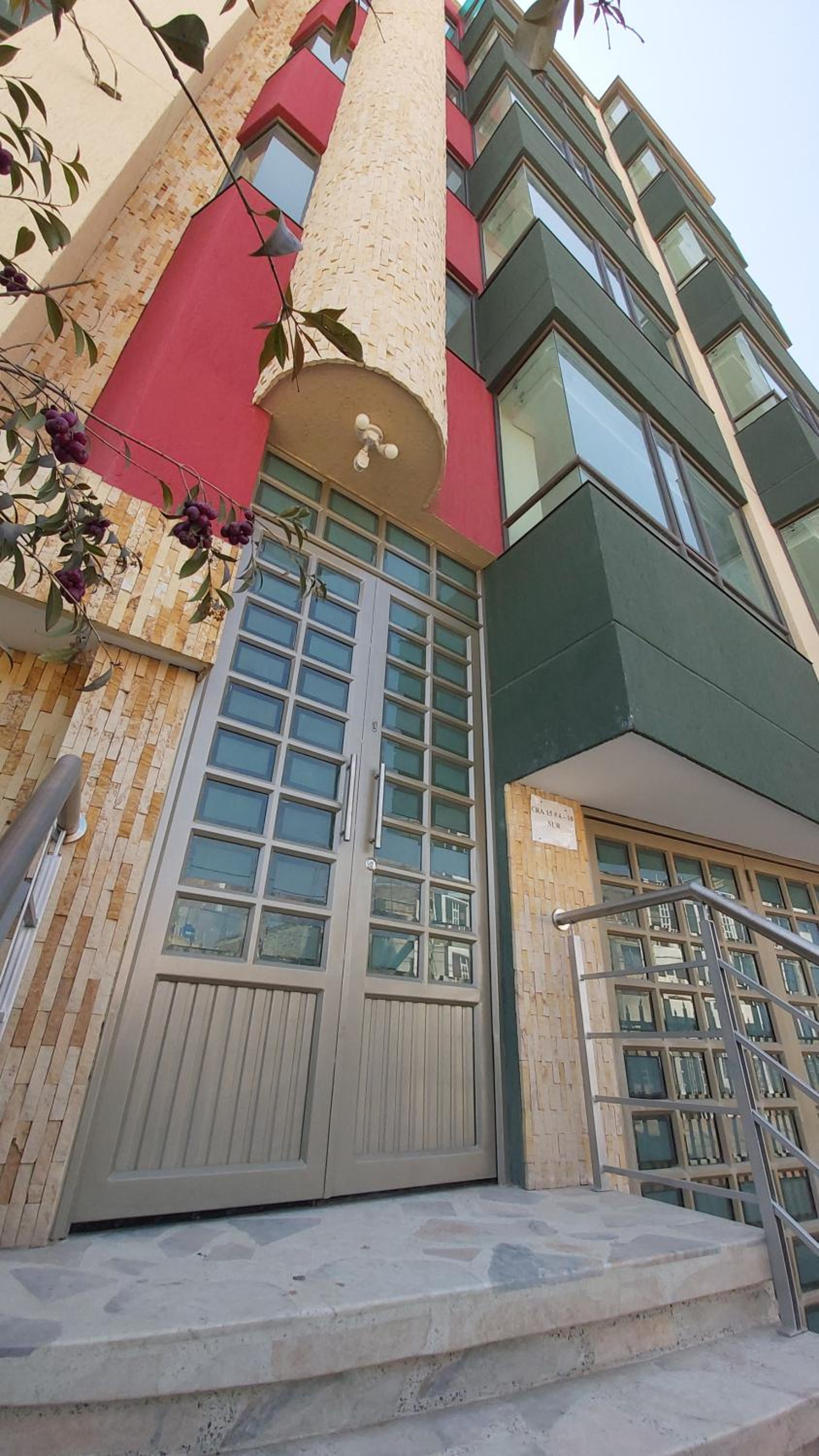 Edificio K&C