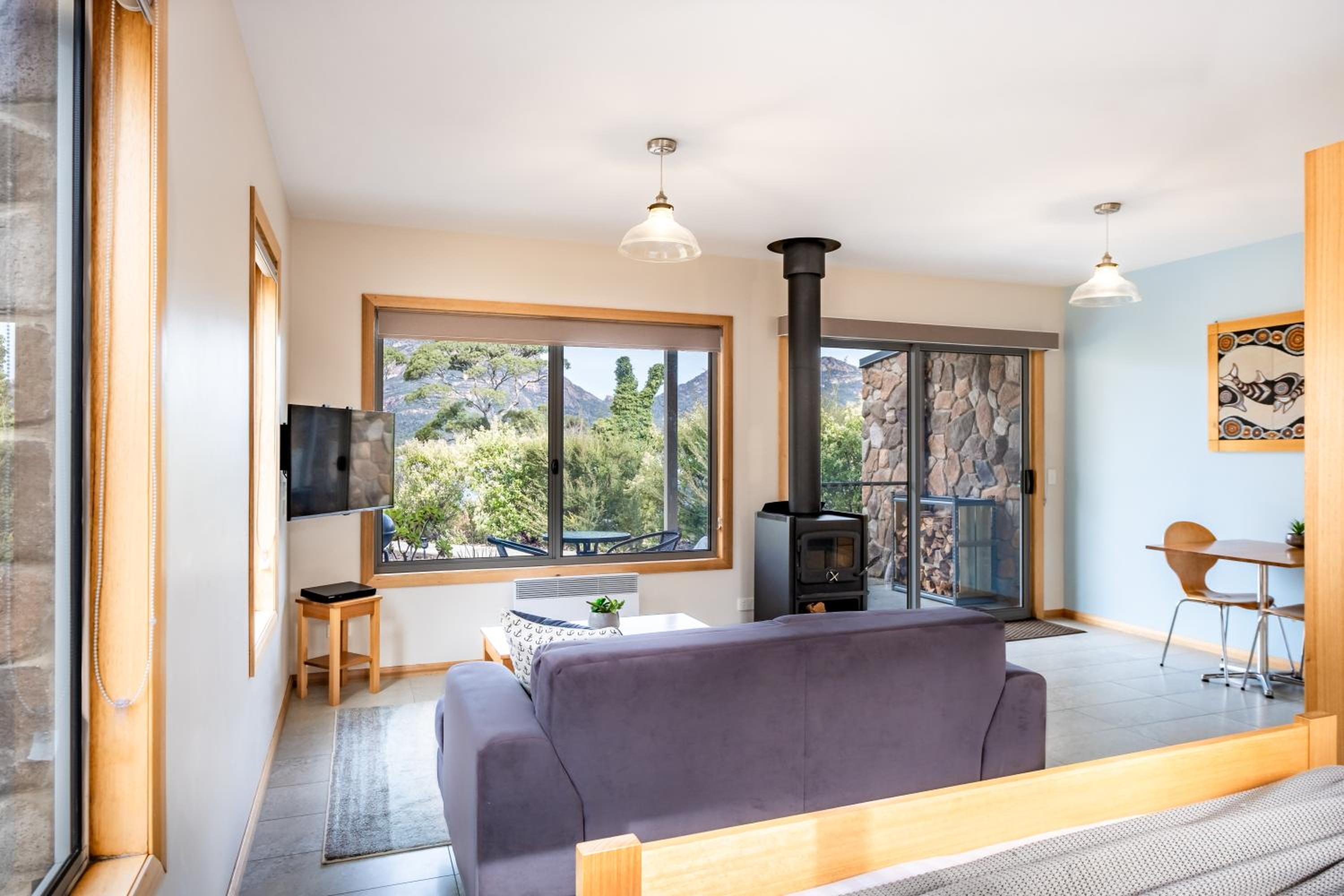 Freycinet Stone Studio 4 - Granite
