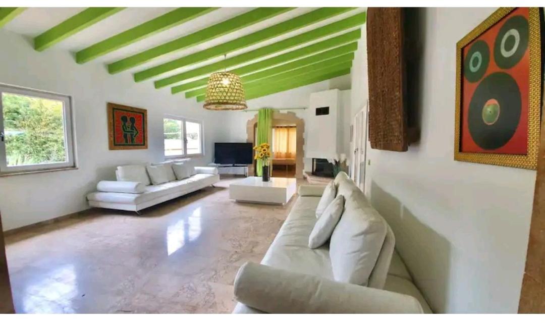 Villa Paradise
