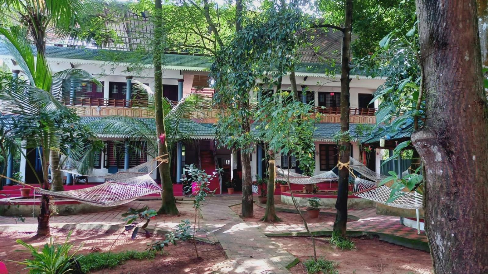 Marari Beach Villas