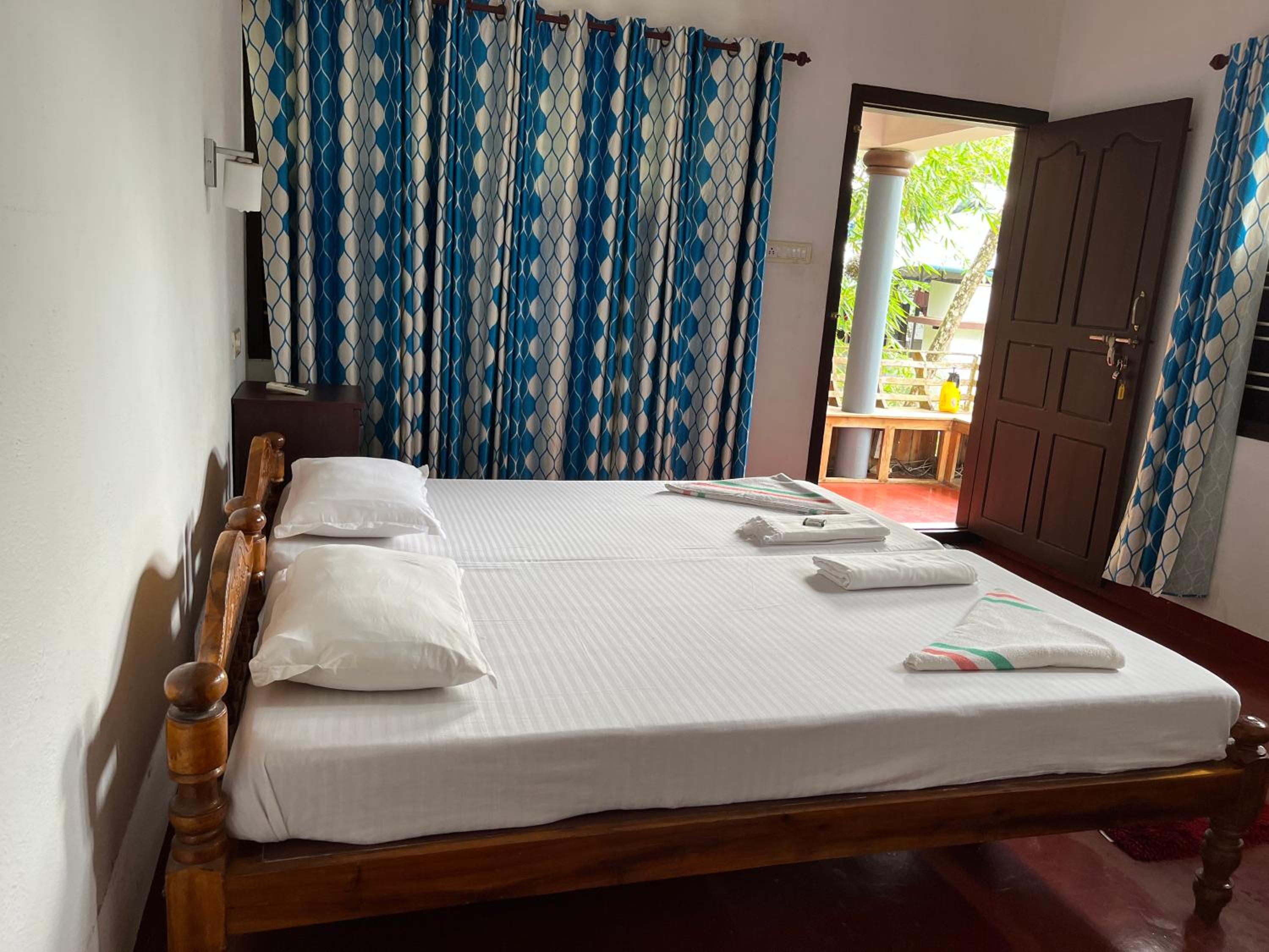 Marari Beach Villas