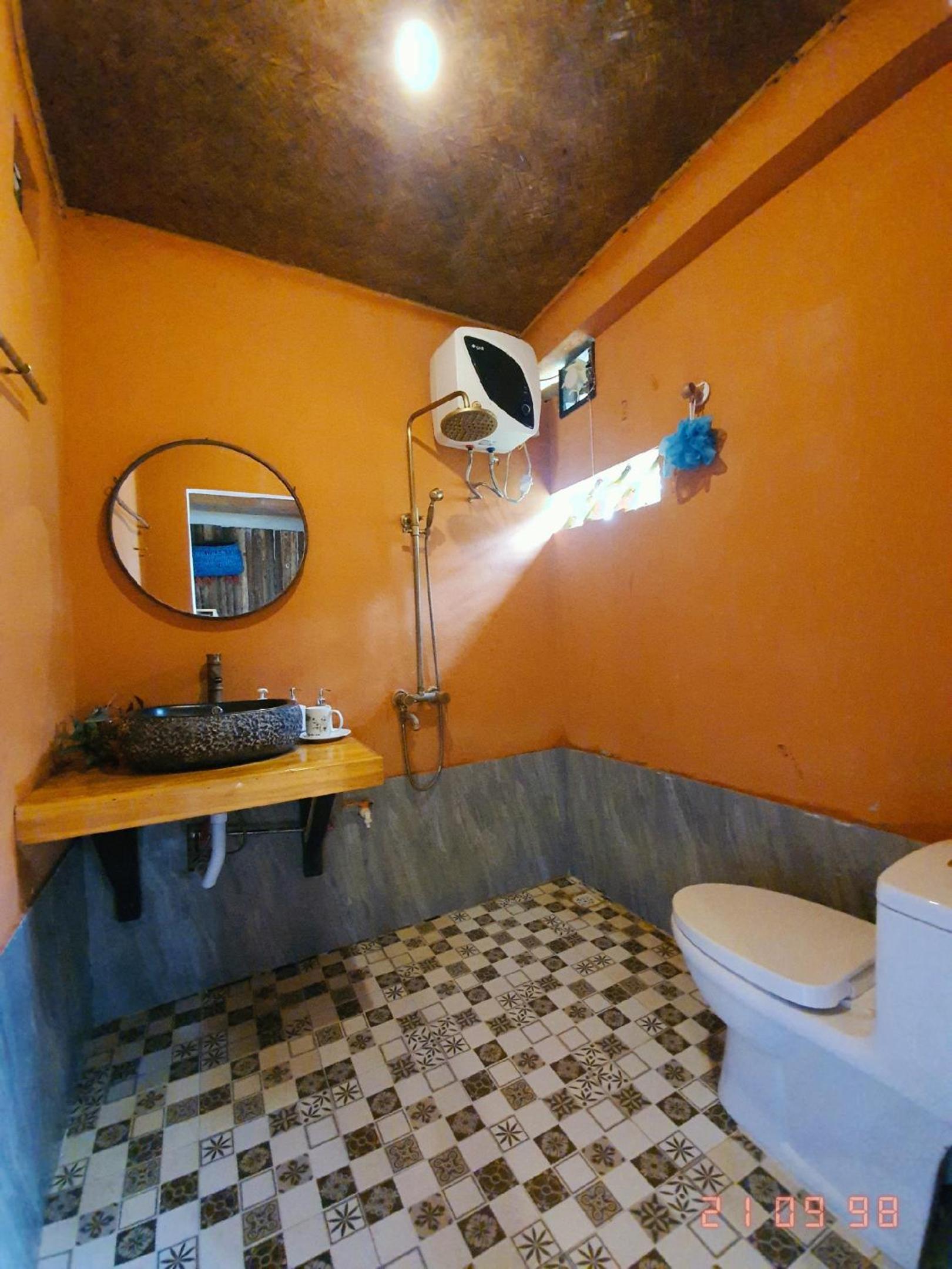 Photo 47
