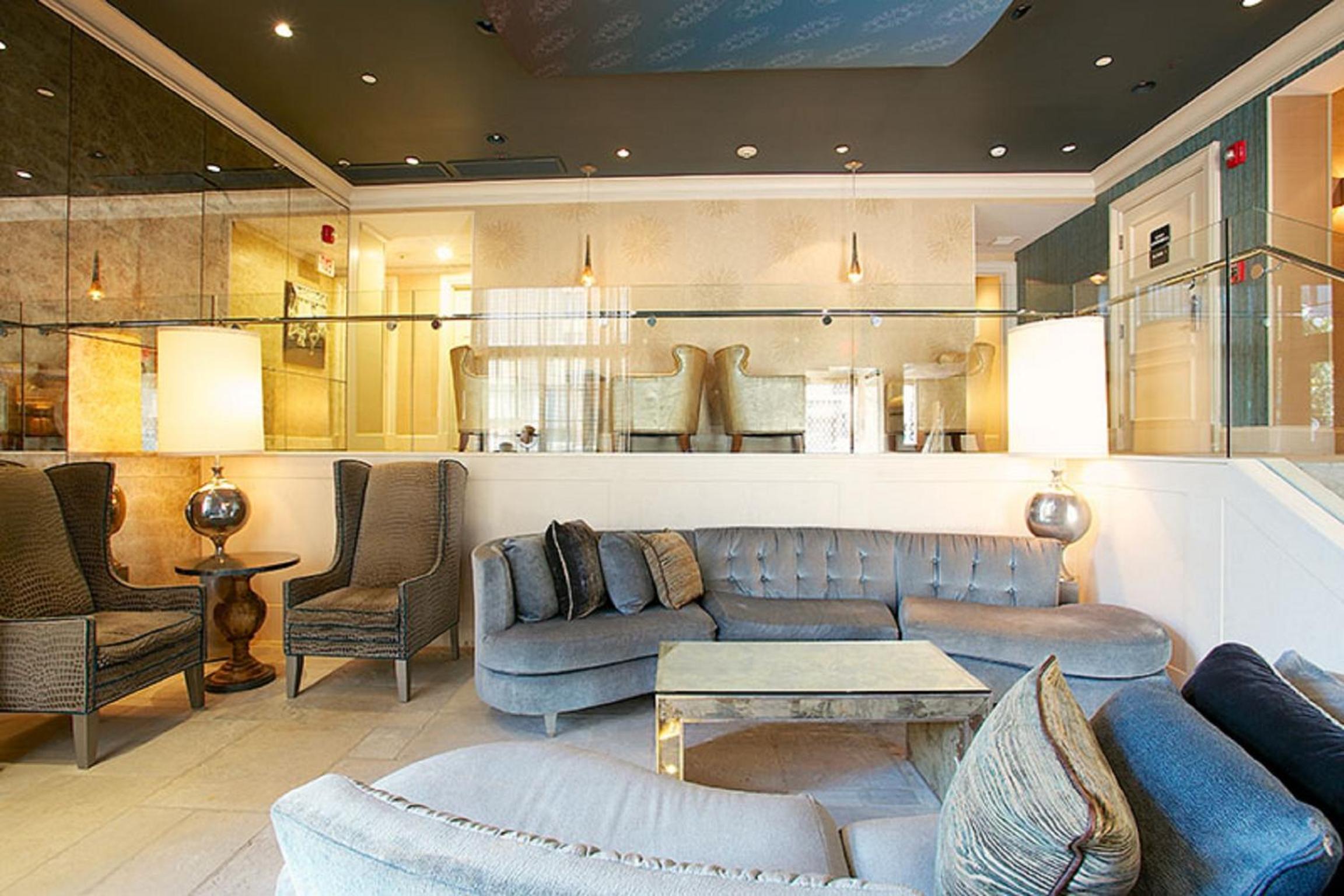 Boston Vacations - Hotel Veritas - Property Image 3