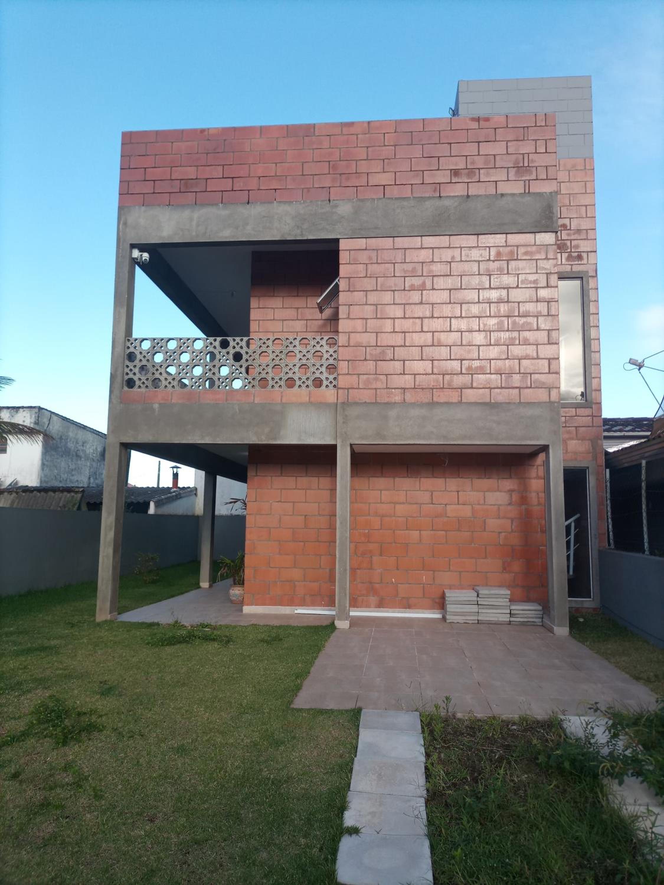 Casa com Vista do Mar e Montanha