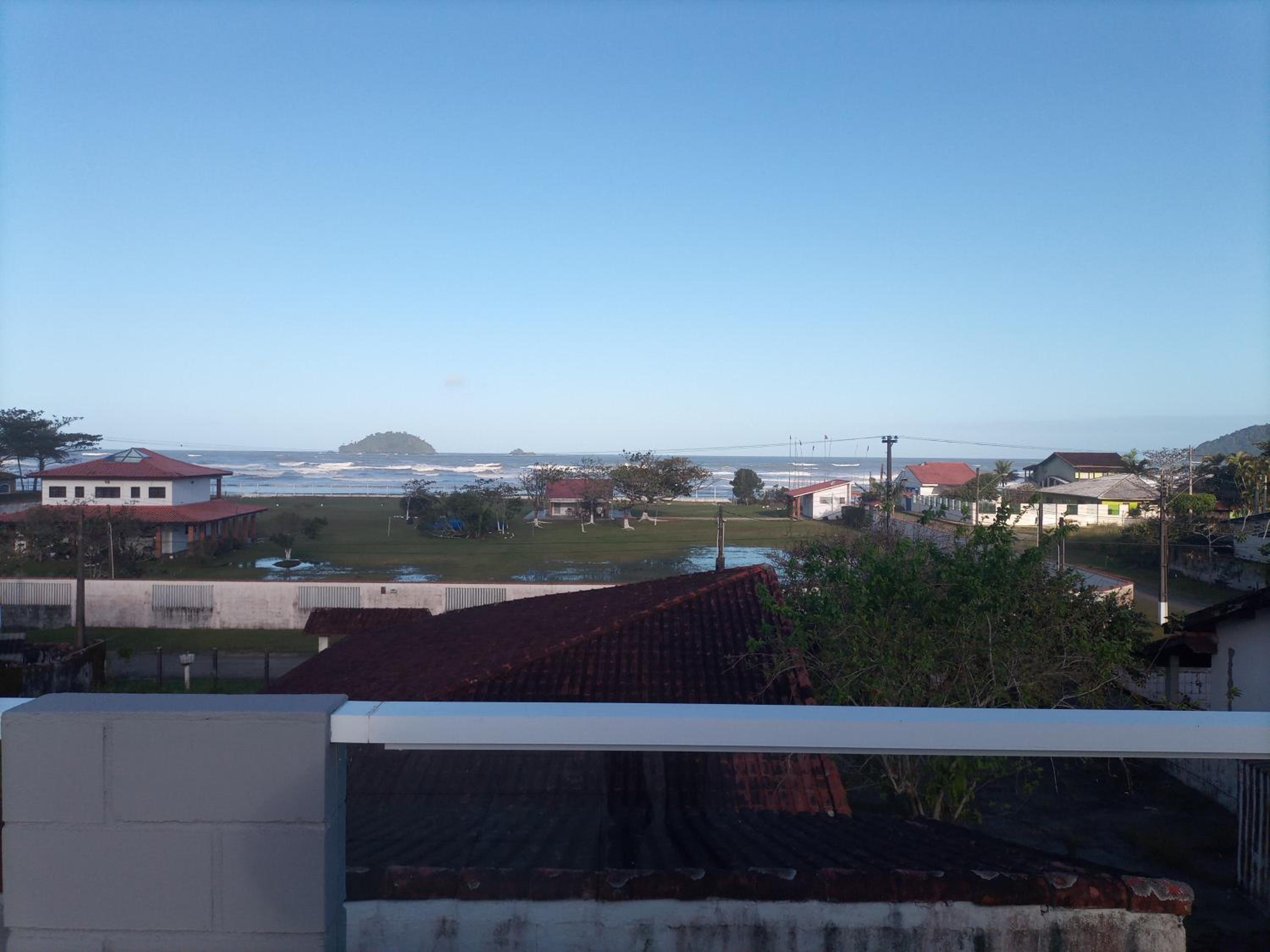 Casa com Vista do Mar e Montanha