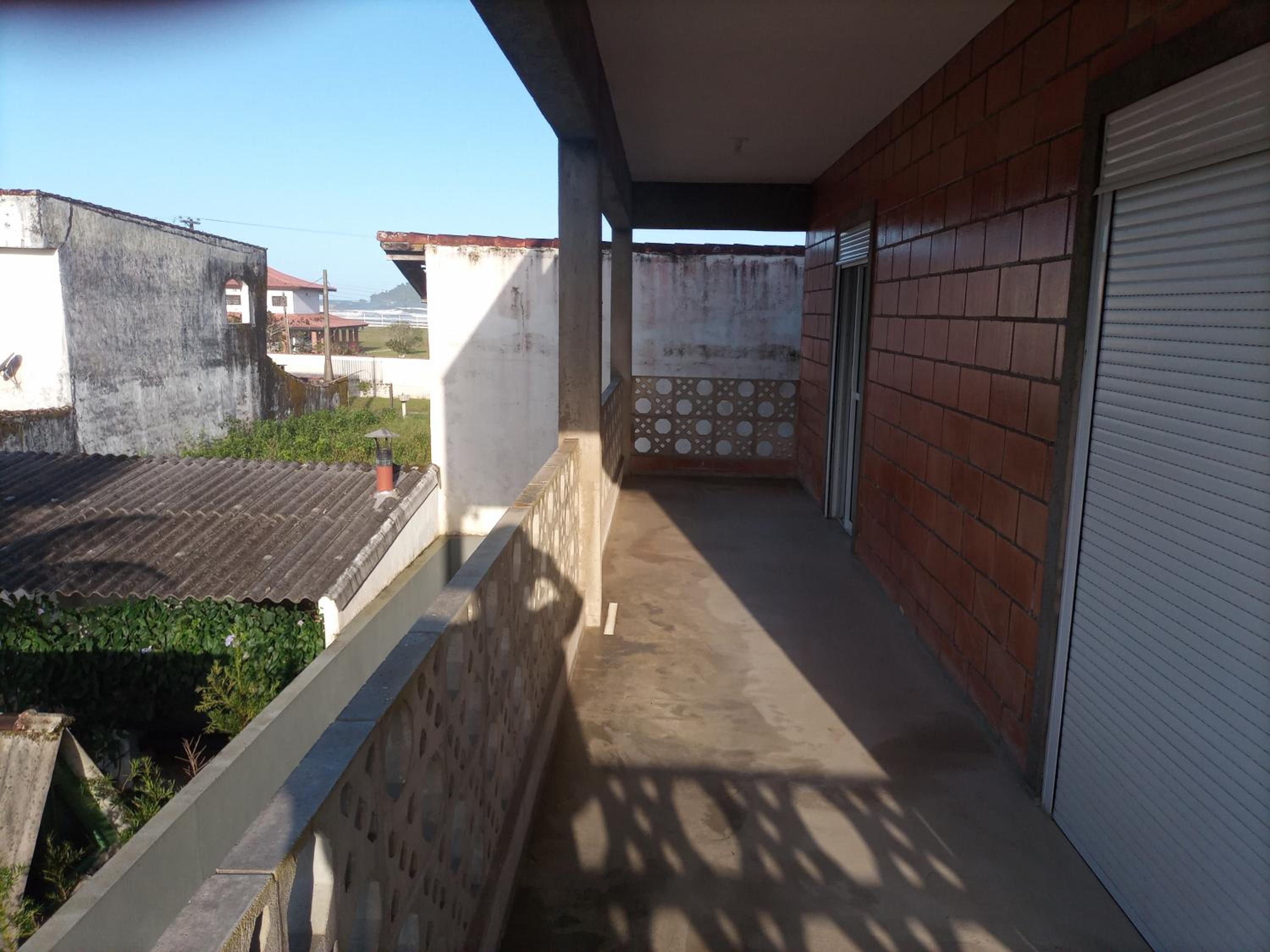 Casa com Vista do Mar e Montanha