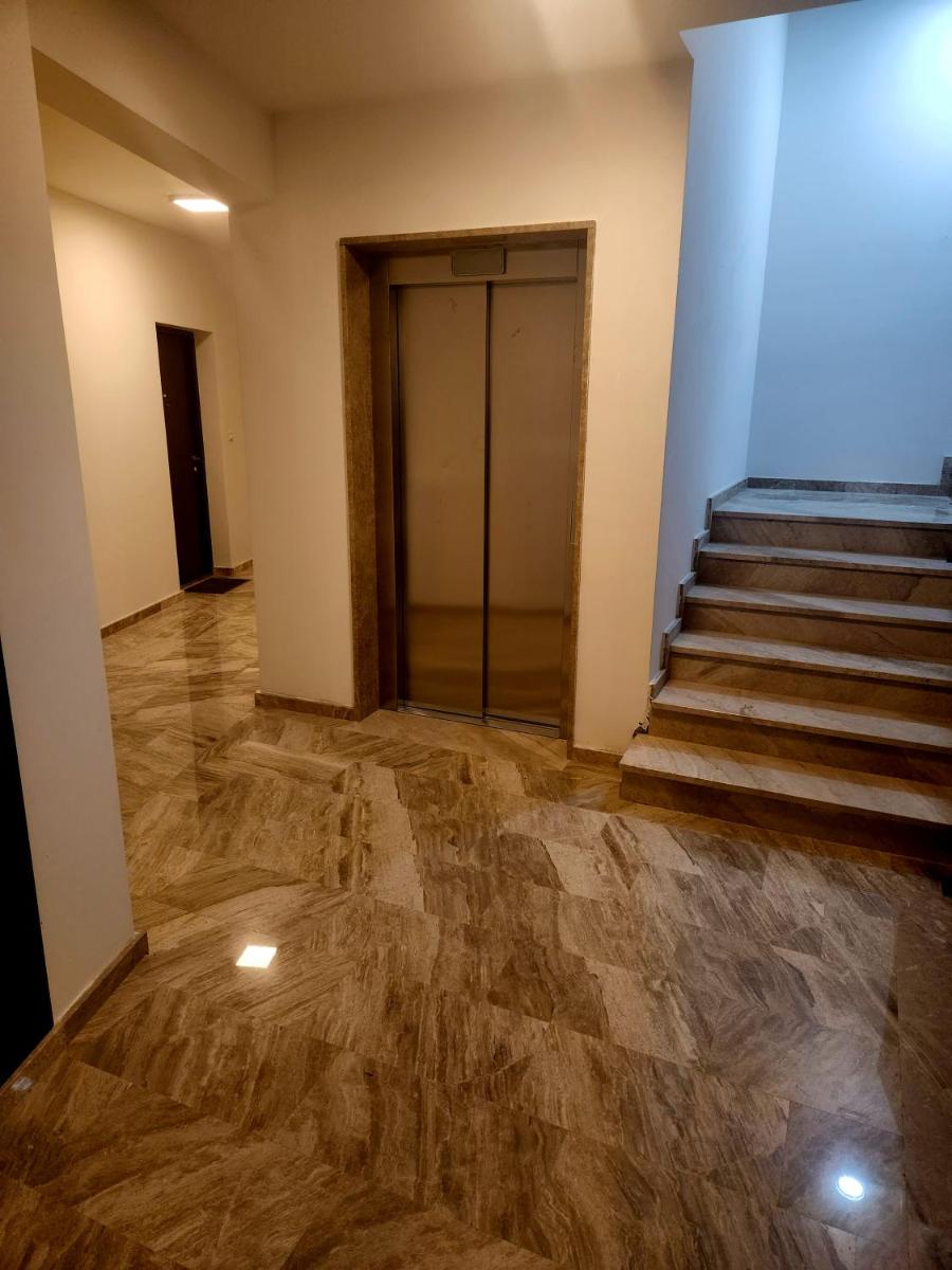 Lovely 1-Bedroom rental unit with free parking photo 5