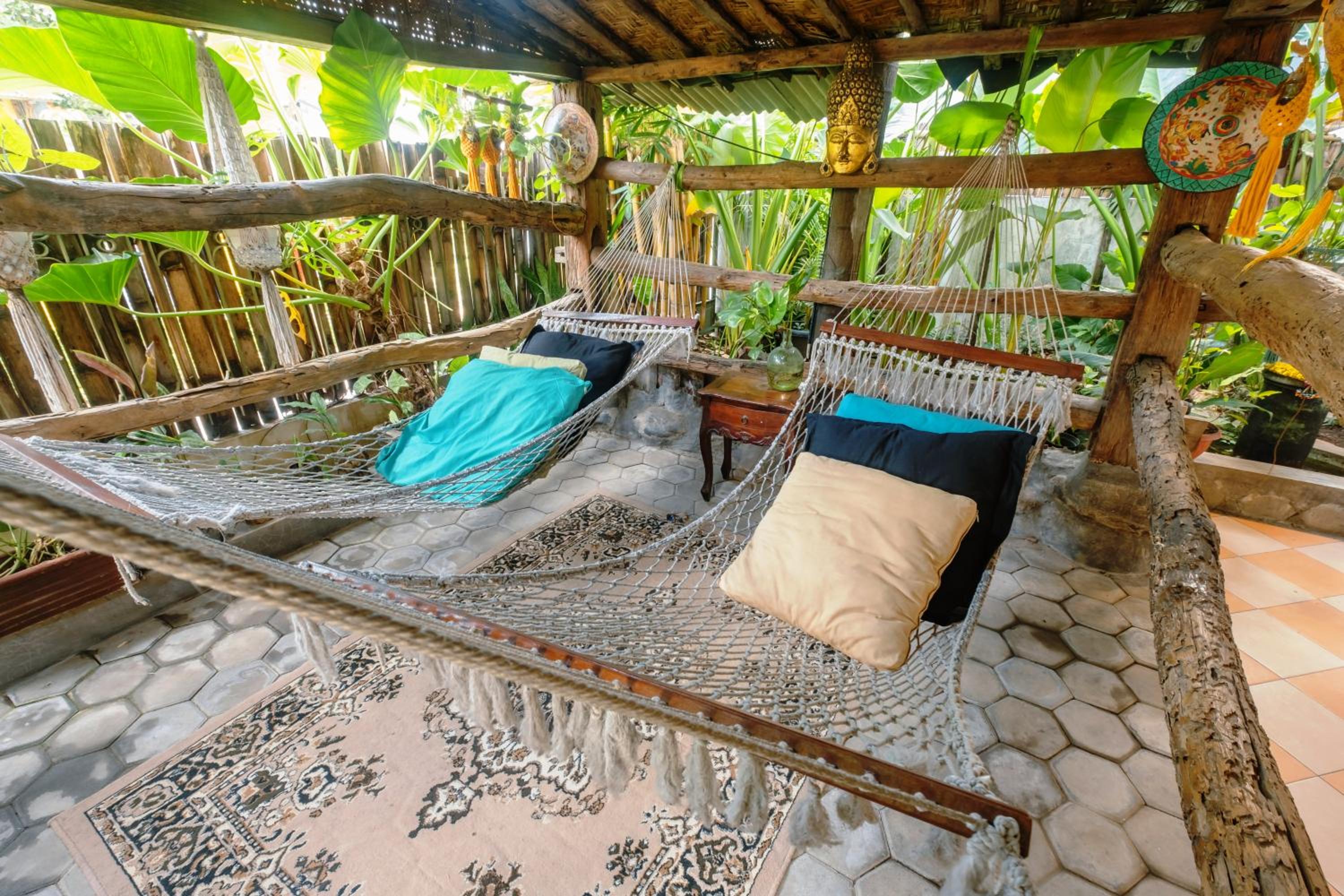 Hotel Happy Buddha Yogyakarta - Image 1