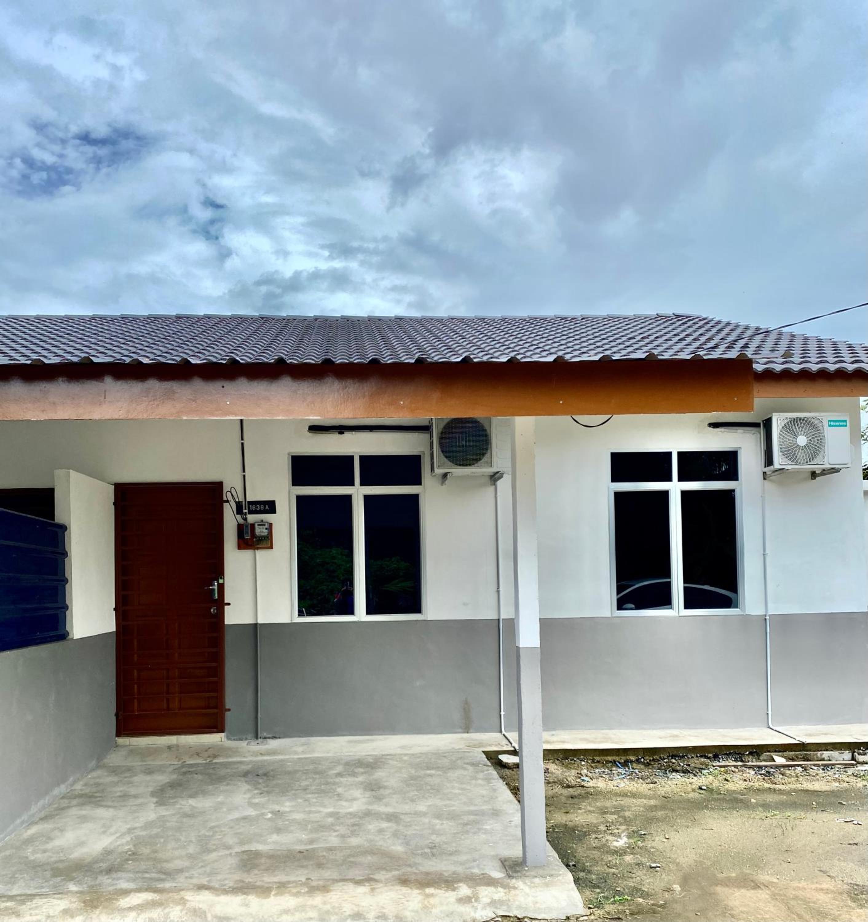 Azfar Homestay