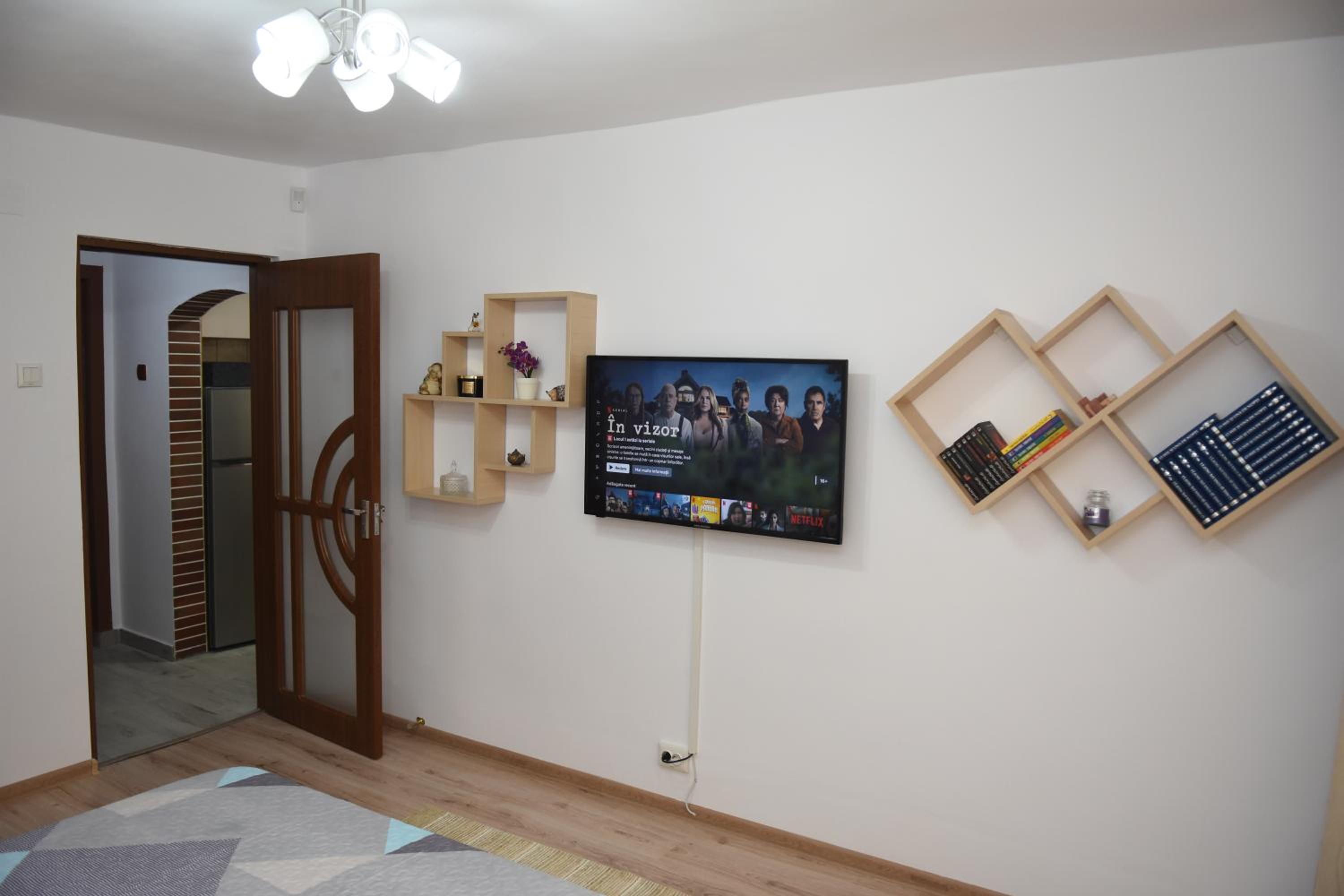 1st Apartment