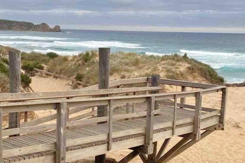 Racing Penguin Surf Grand Prix Walk Phillip Island