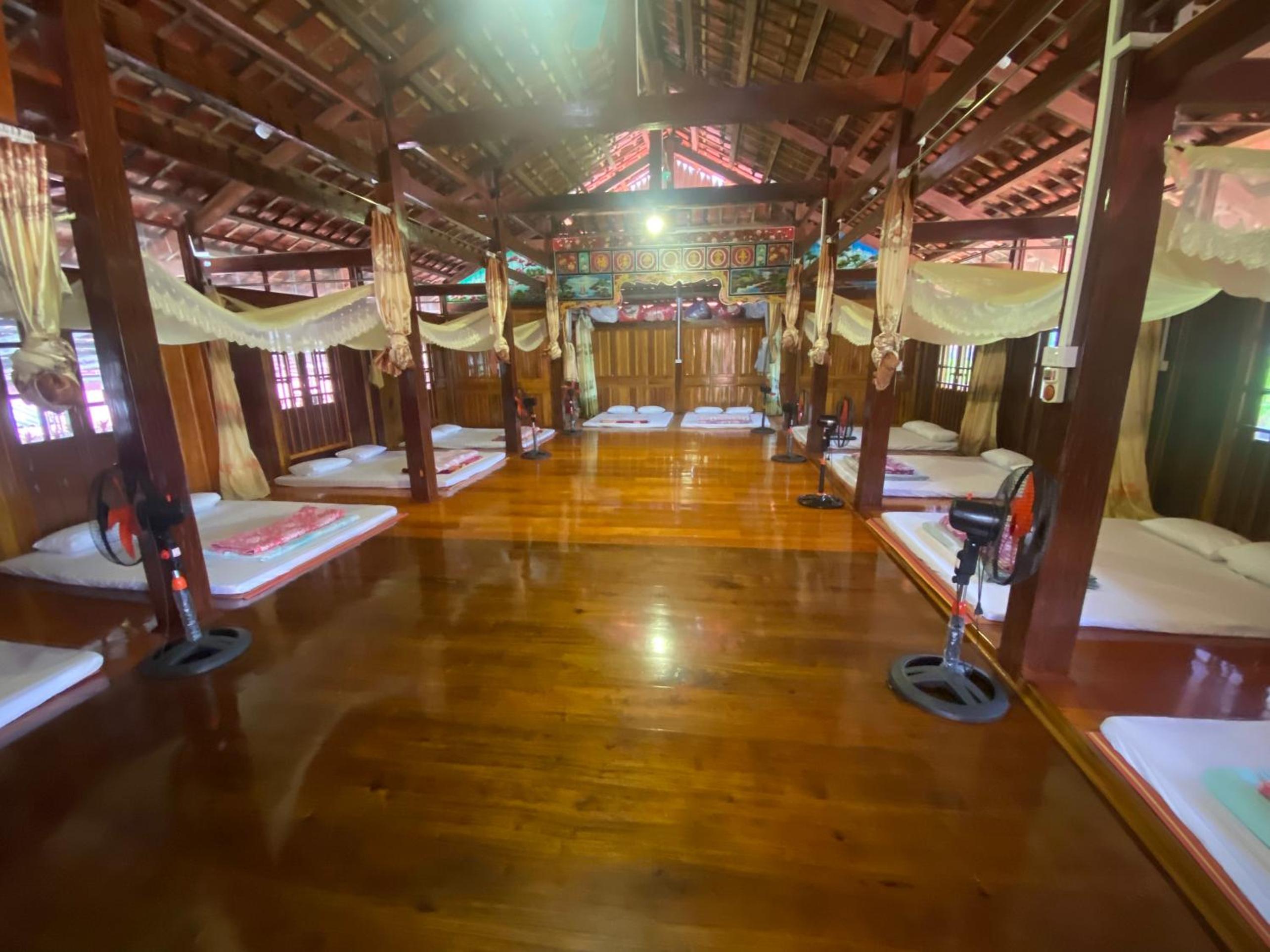 Bac Son Homestay