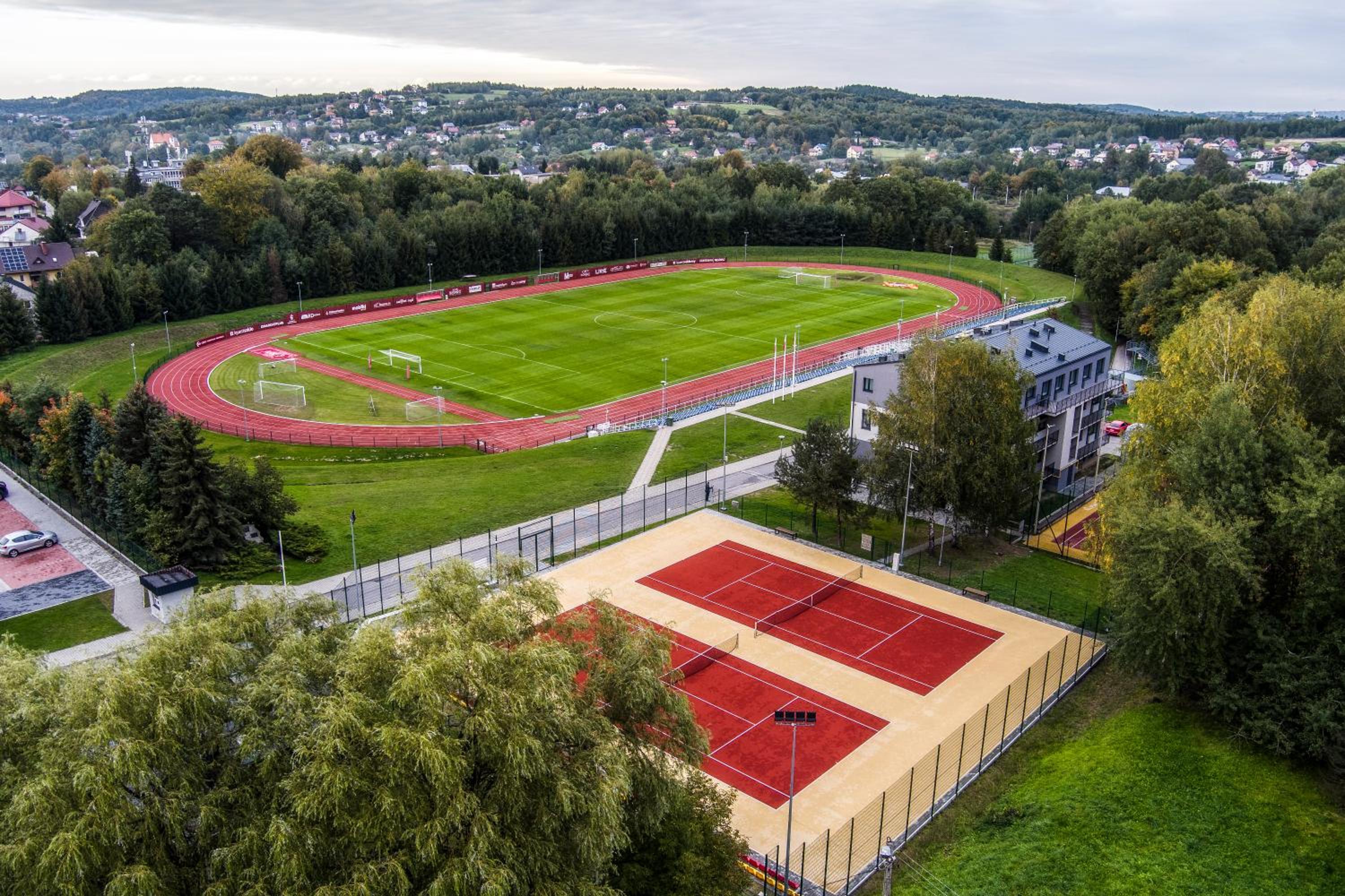 Pawilon Sportowo Turystyczny Kalwarianka view 5