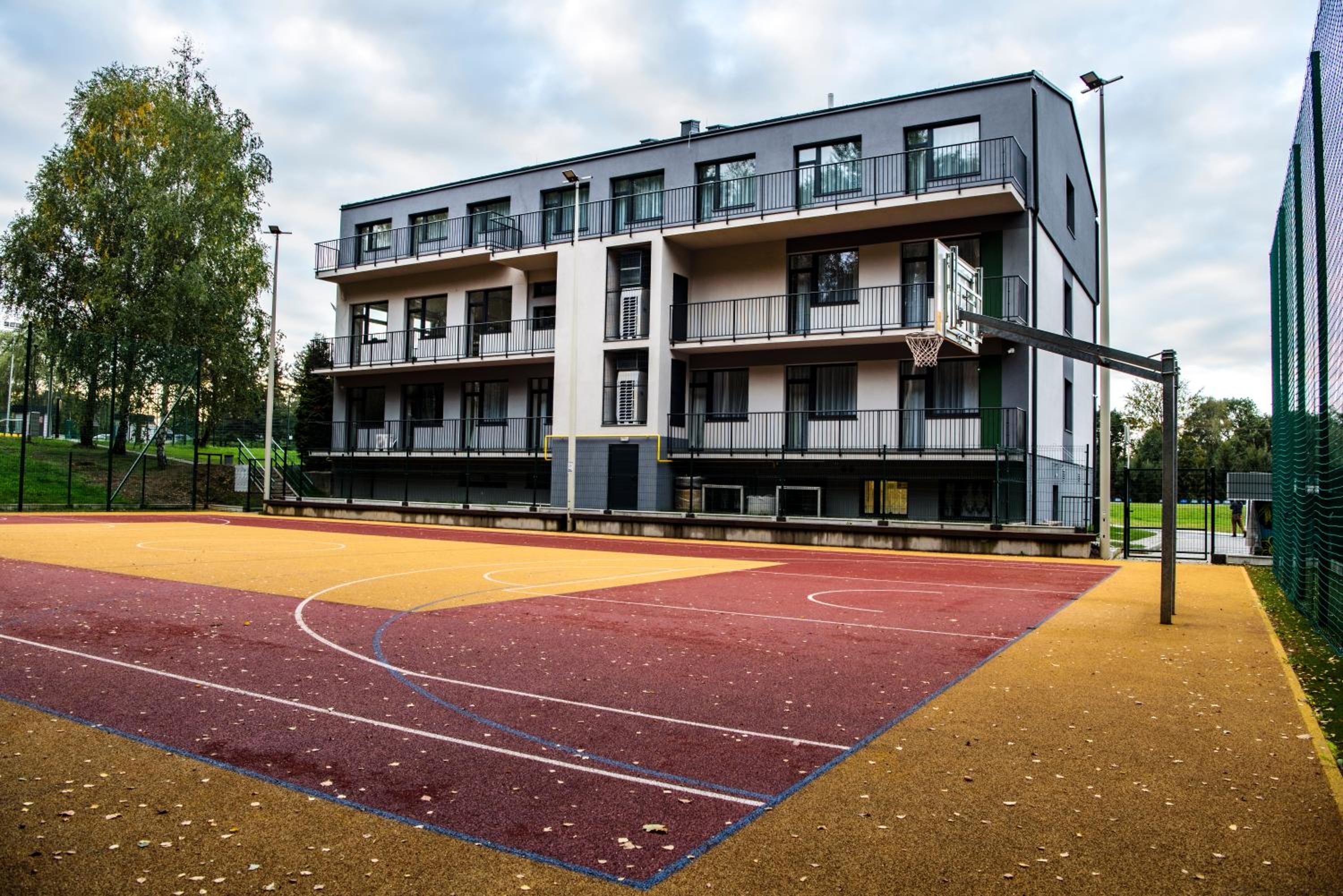 Pawilon Sportowo Turystyczny Kalwarianka view 4