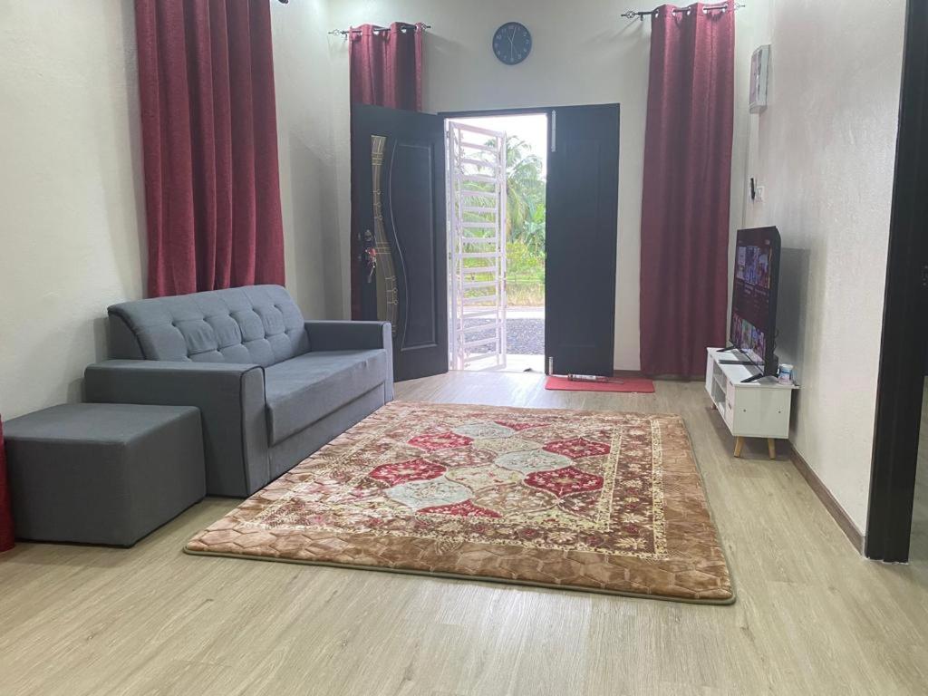 Ainaz Homestay Balik Pulau photo 3