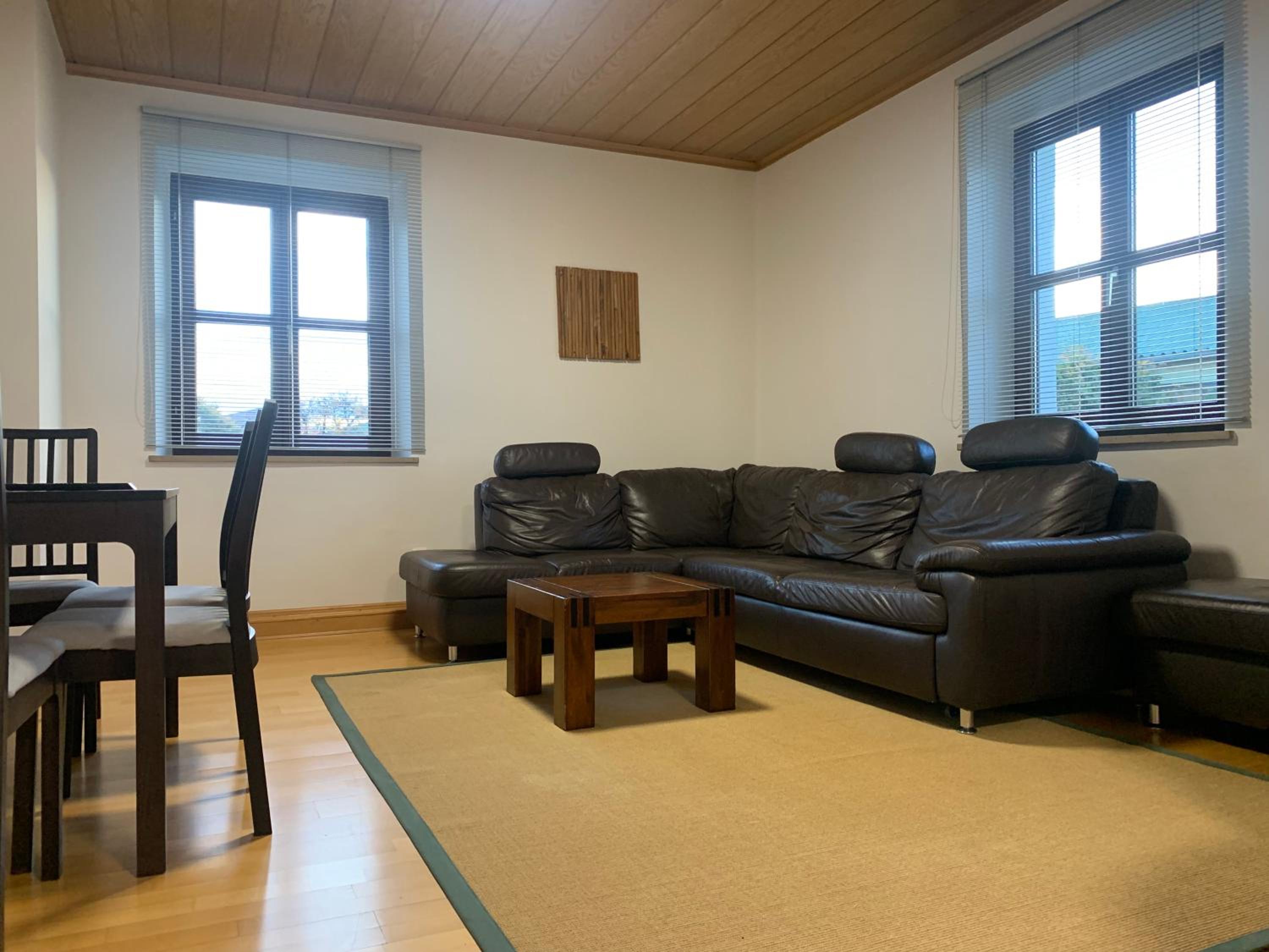 Villa mit Pool und Grillplatz in Regensburg