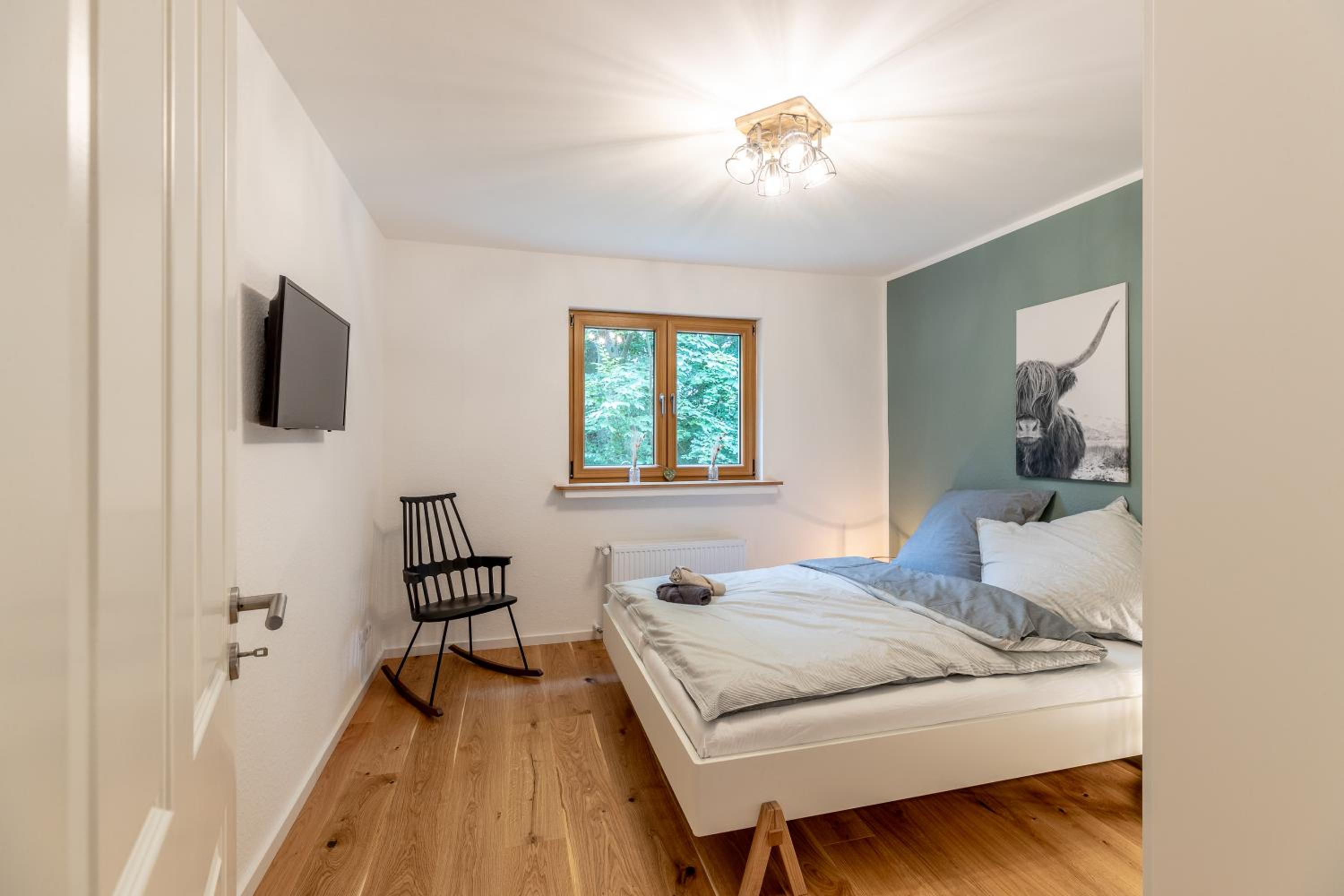Landhaus Karbach mit Gartensauna und Hot Tub, eingezäunter Garten, 4-10 Personen