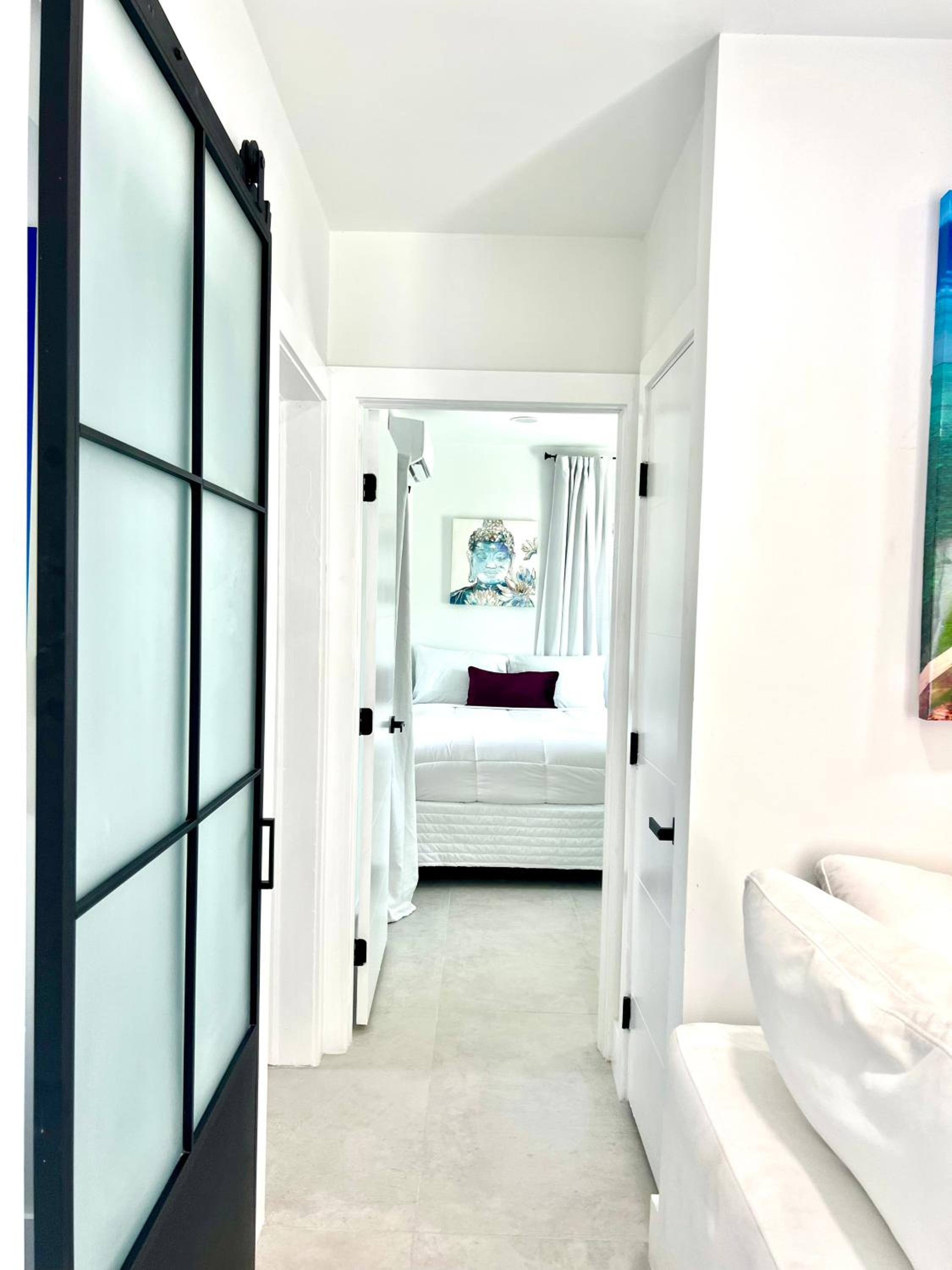 3 Seasons at the Carrington 3 Two Bedroom 1 Bath Apts -6 Bedrooms 3 bathrooms and 3 bedroom 2 bathroom Villa