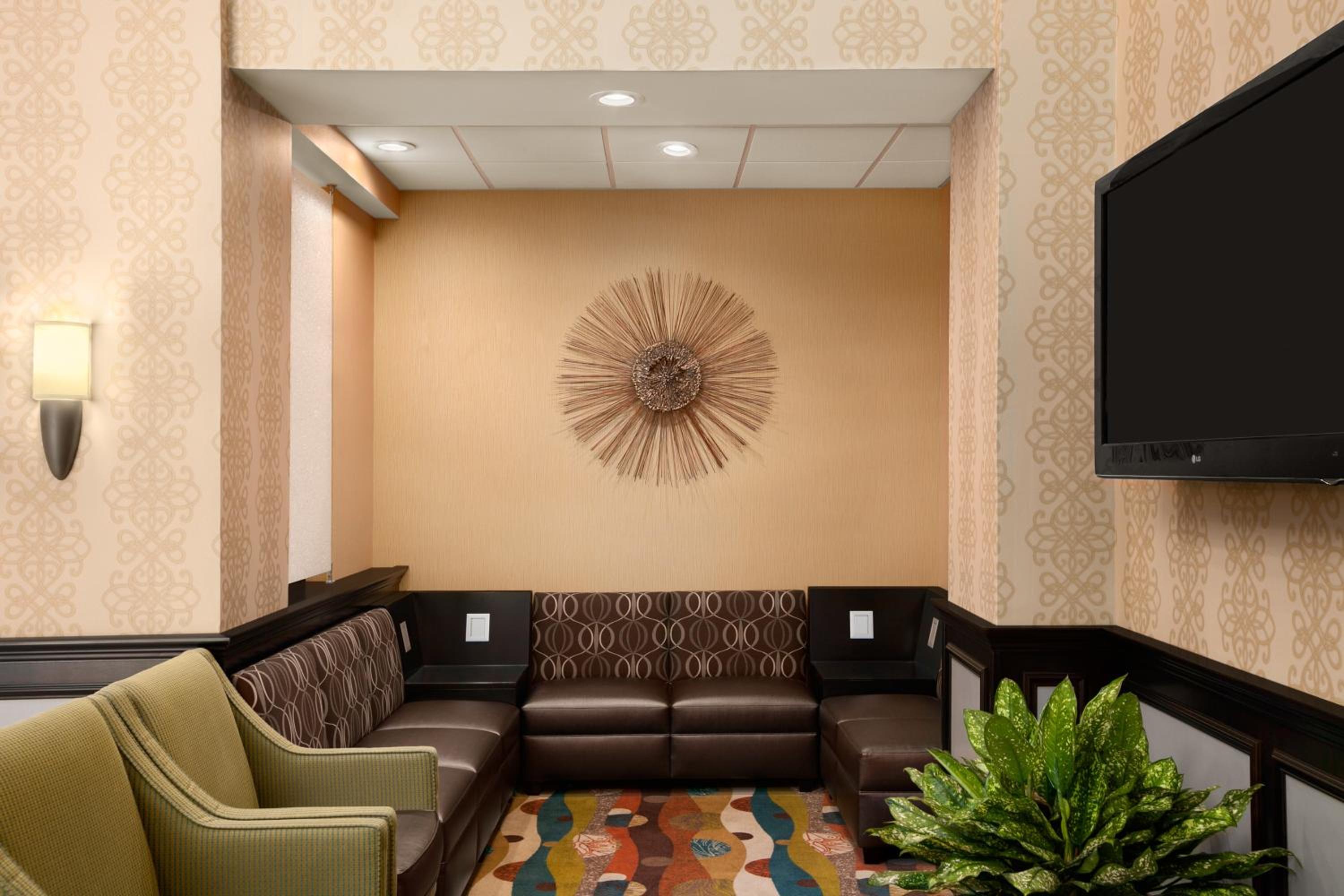 Days Inn by Wyndham Baltimore Inner Harbor - Property Image 14