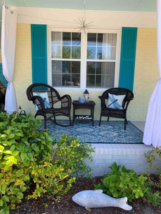 Downtown- Sunshine Cottage and Golf Cart