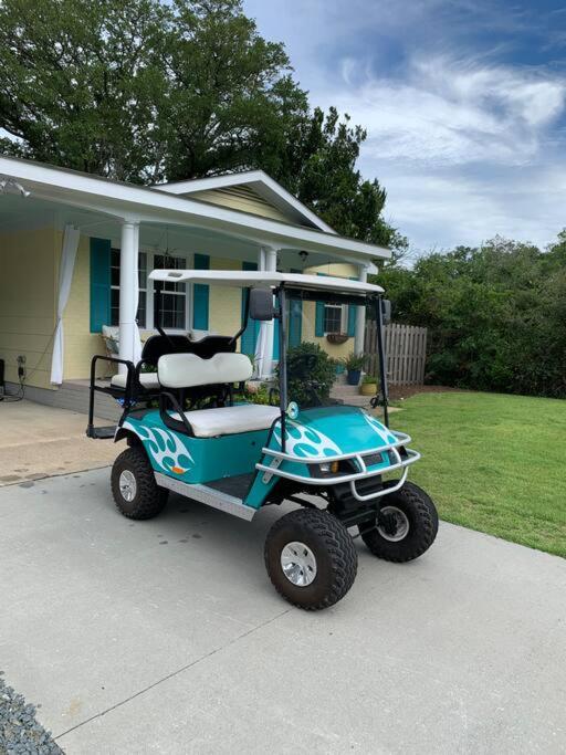 Downtown- Sunshine Cottage and Golf Cart