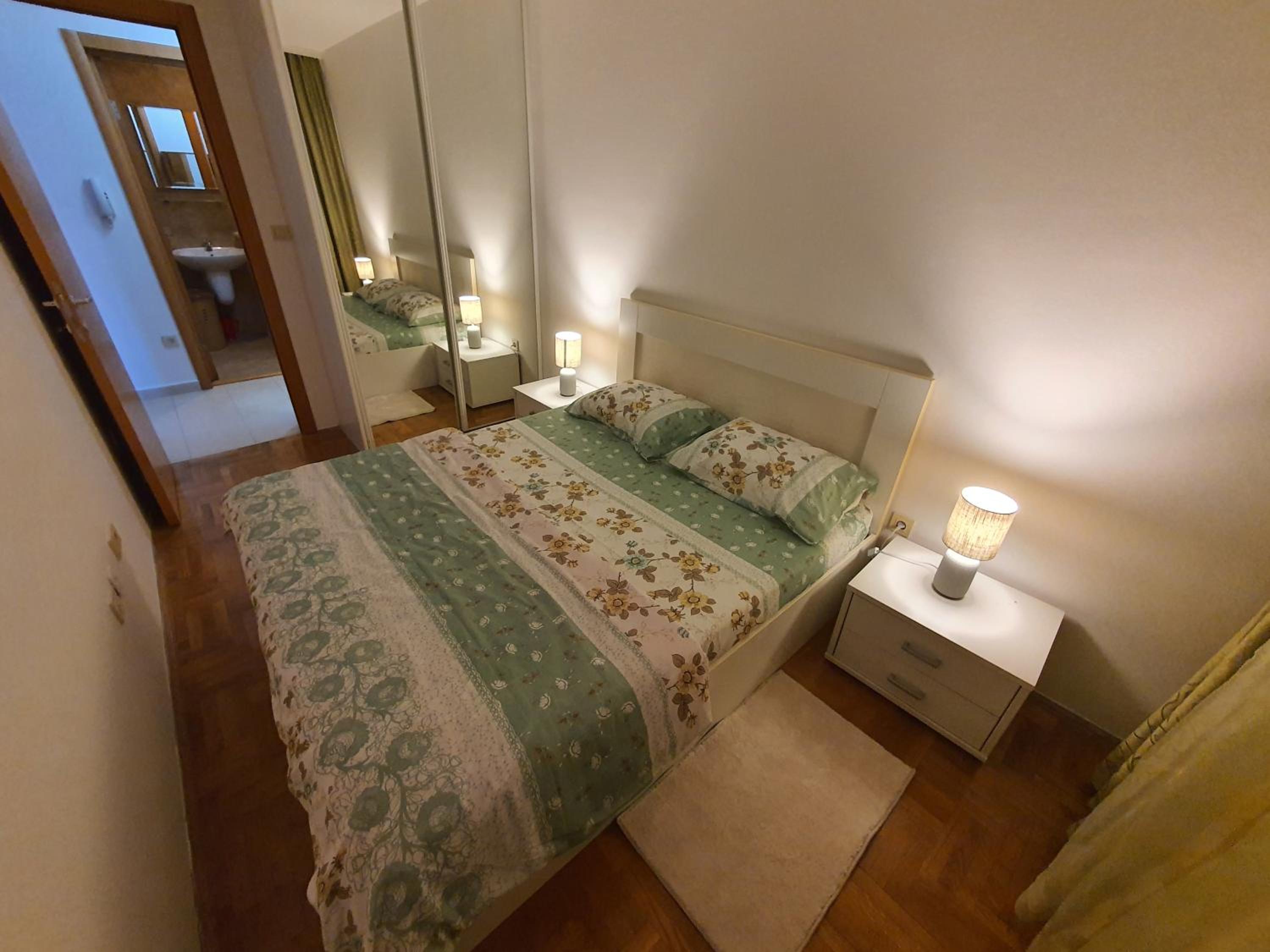 Comfort one bedroom apartment view 3