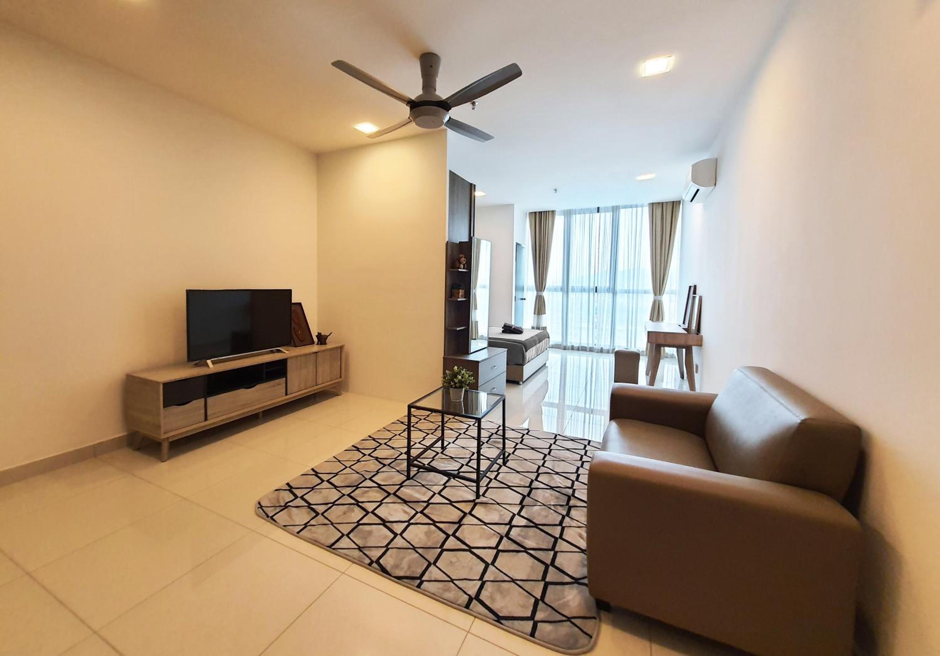 PJ Atria Sofo by SkyLimit Suites
