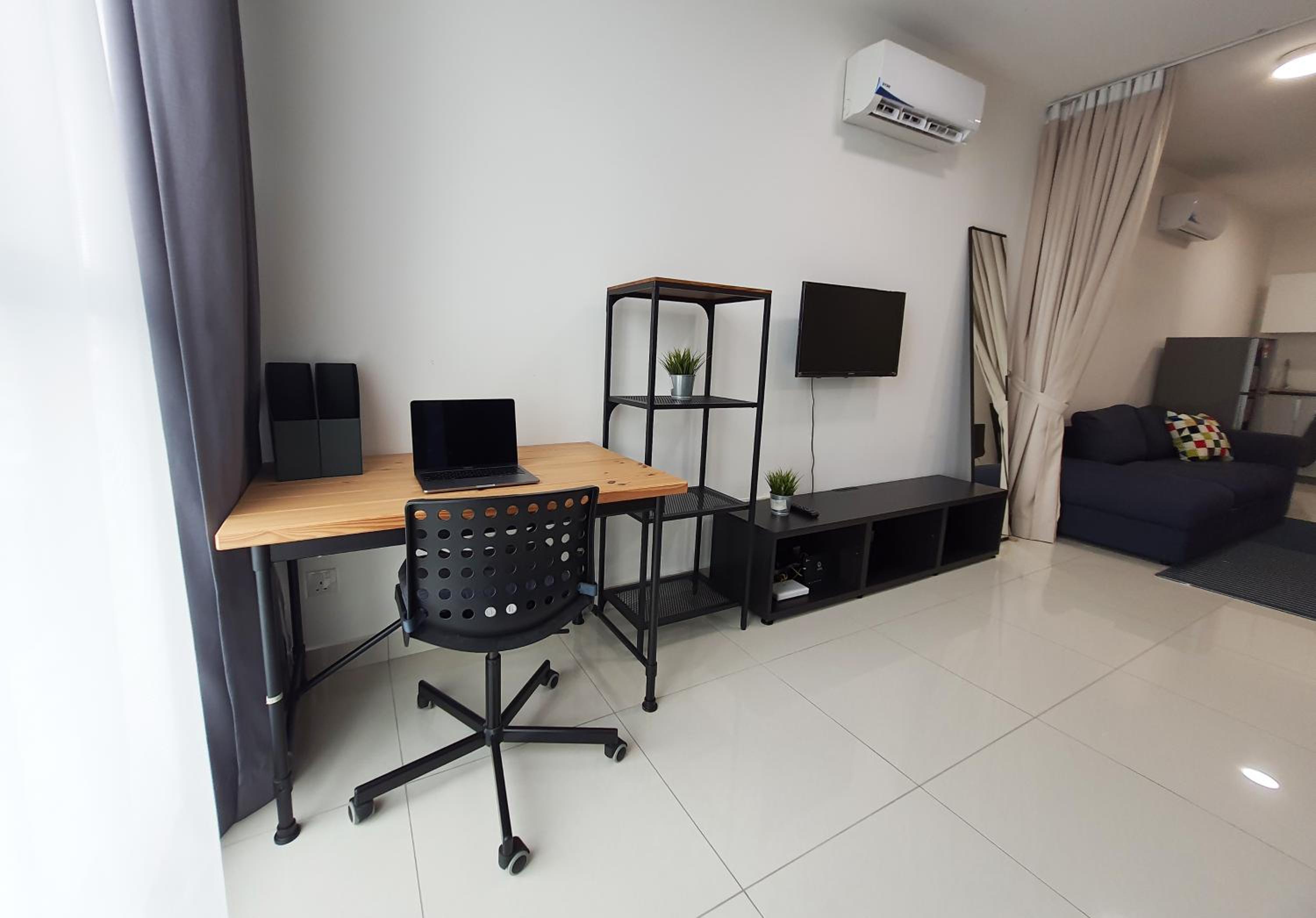 PJ Atria Sofo by SkyLimit Suites