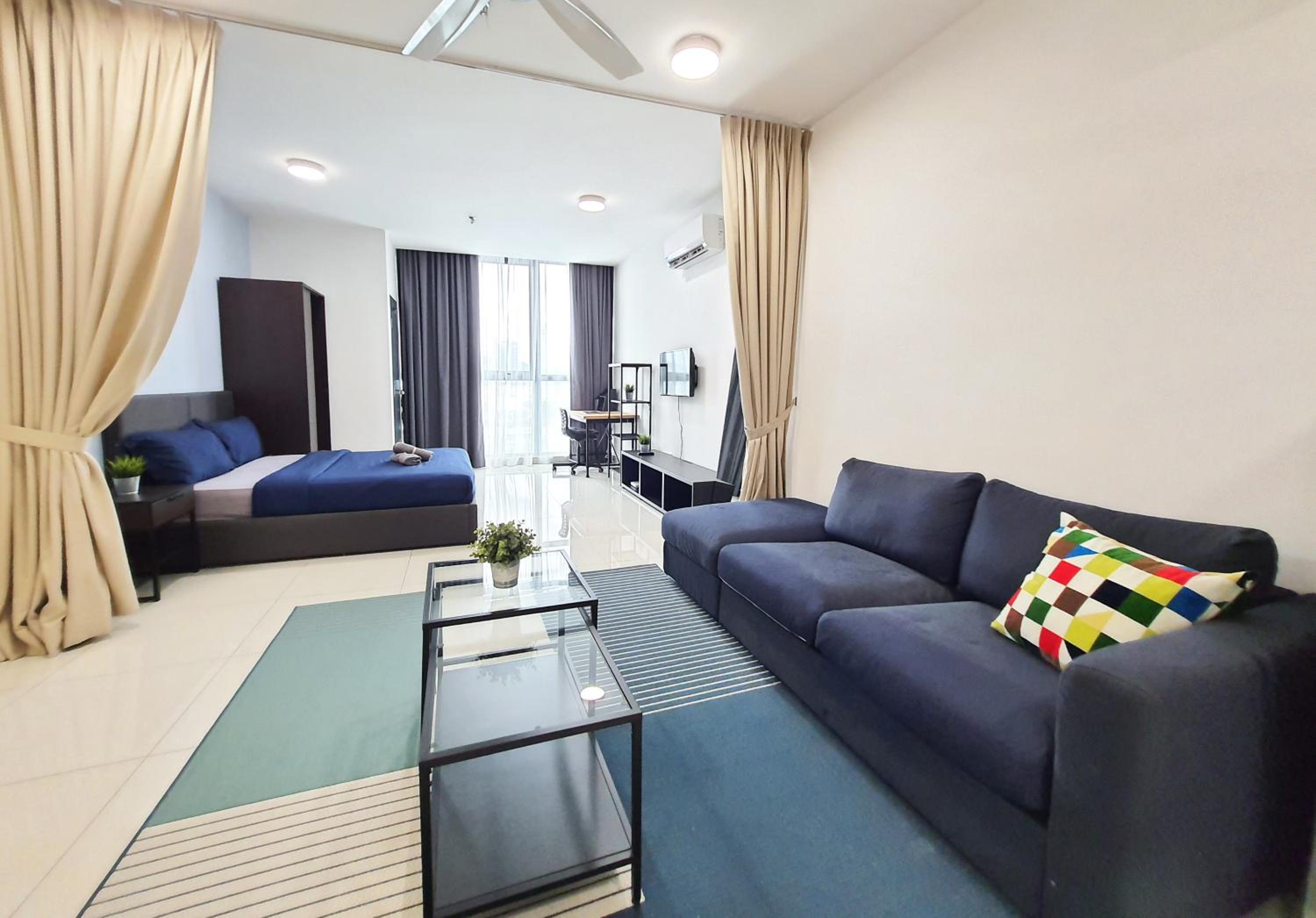 PJ Atria Sofo by SkyLimit Suites